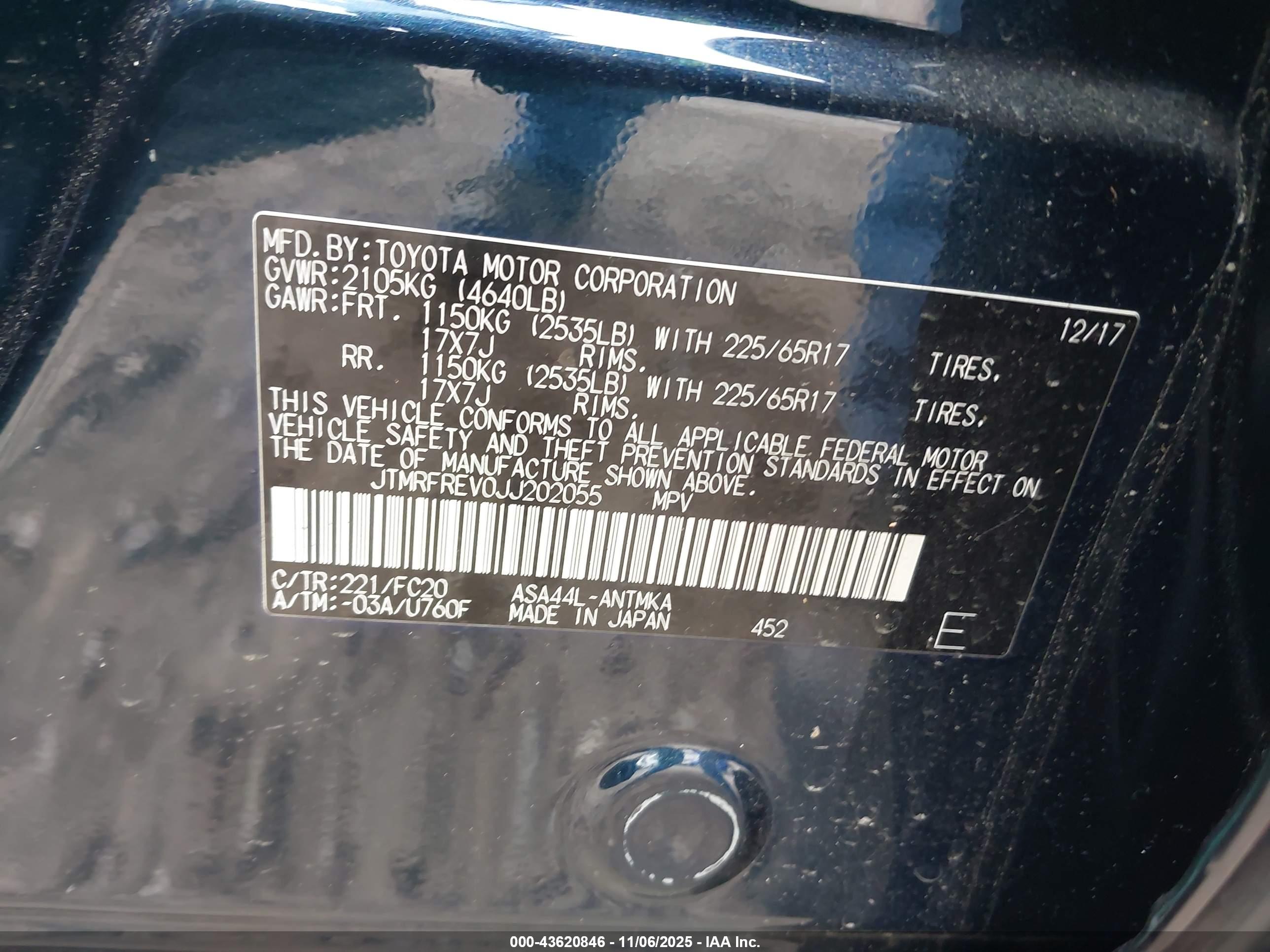 TOYOTA RAV4 image 9