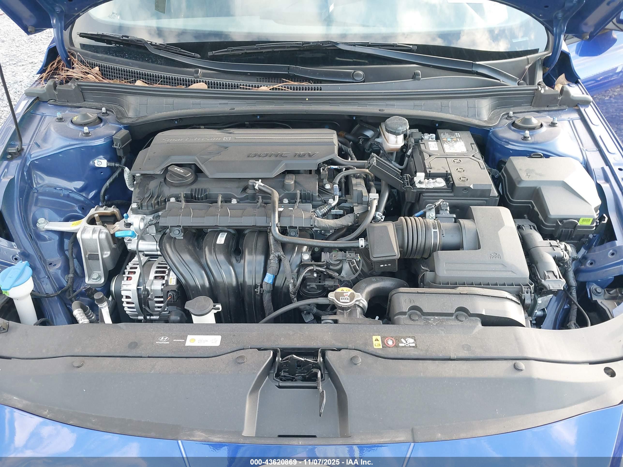 HYUNDAI ELANTRA image 10