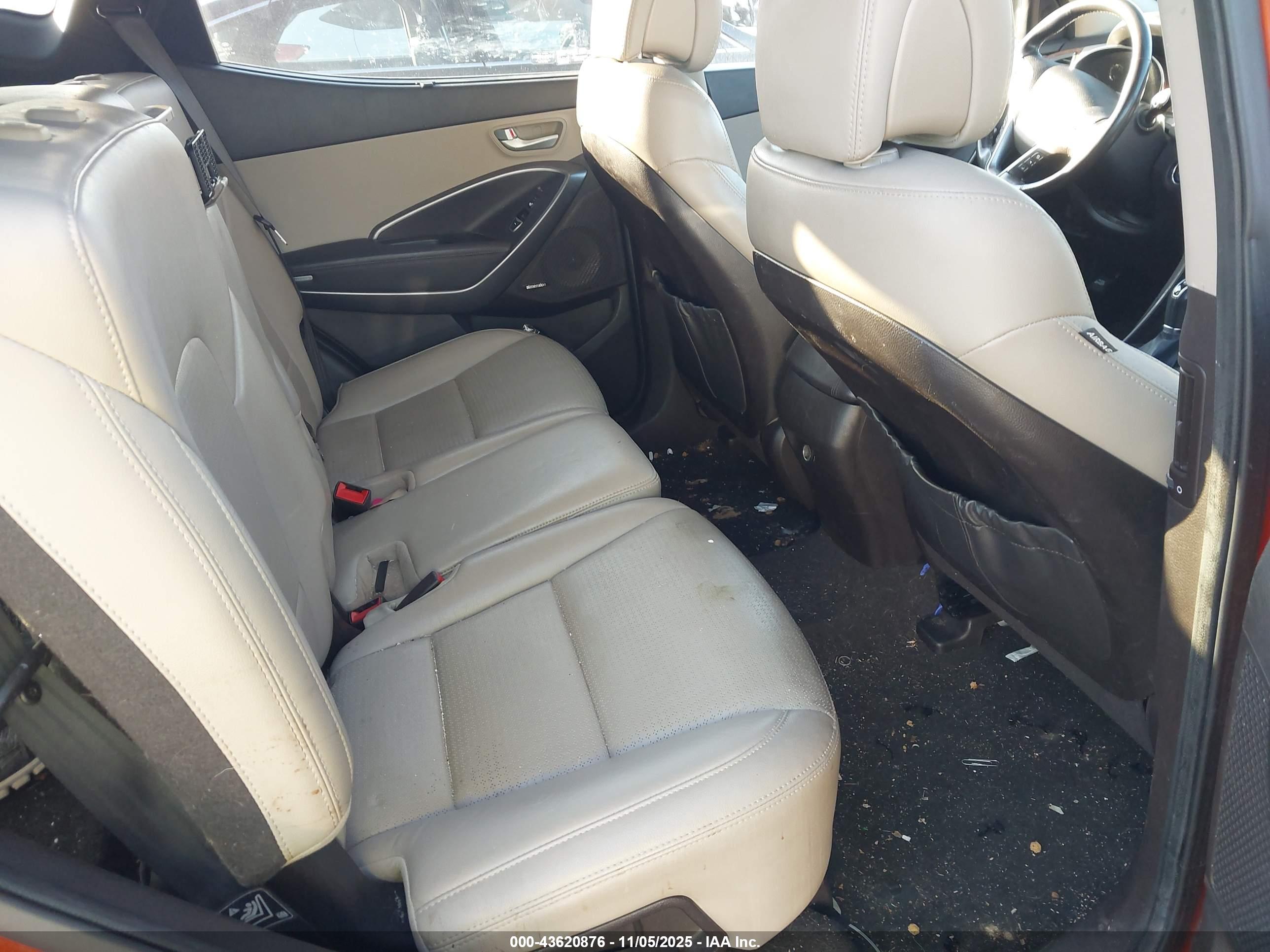 HYUNDAI SANTA image 8