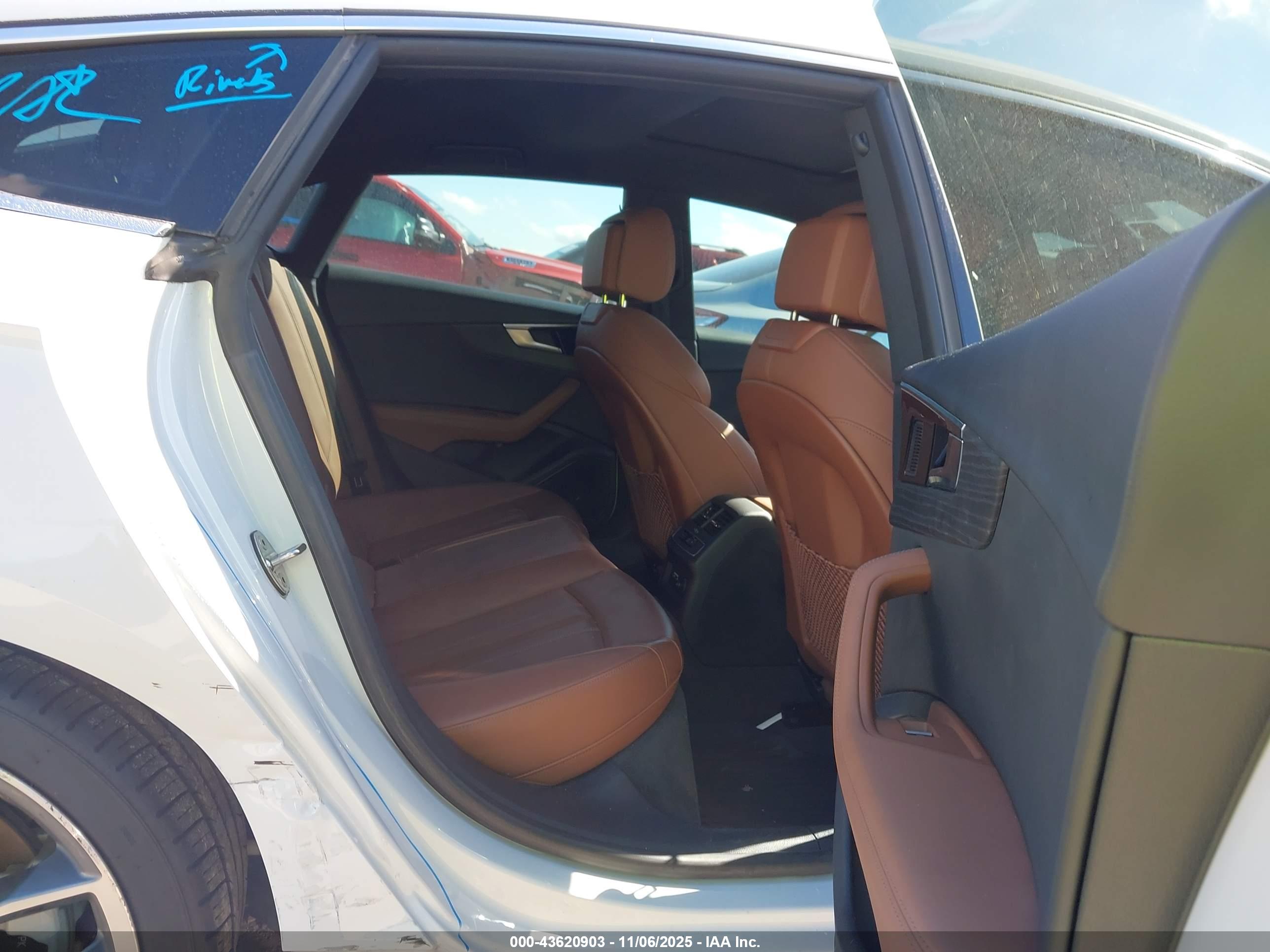 AUDI A5 image 8