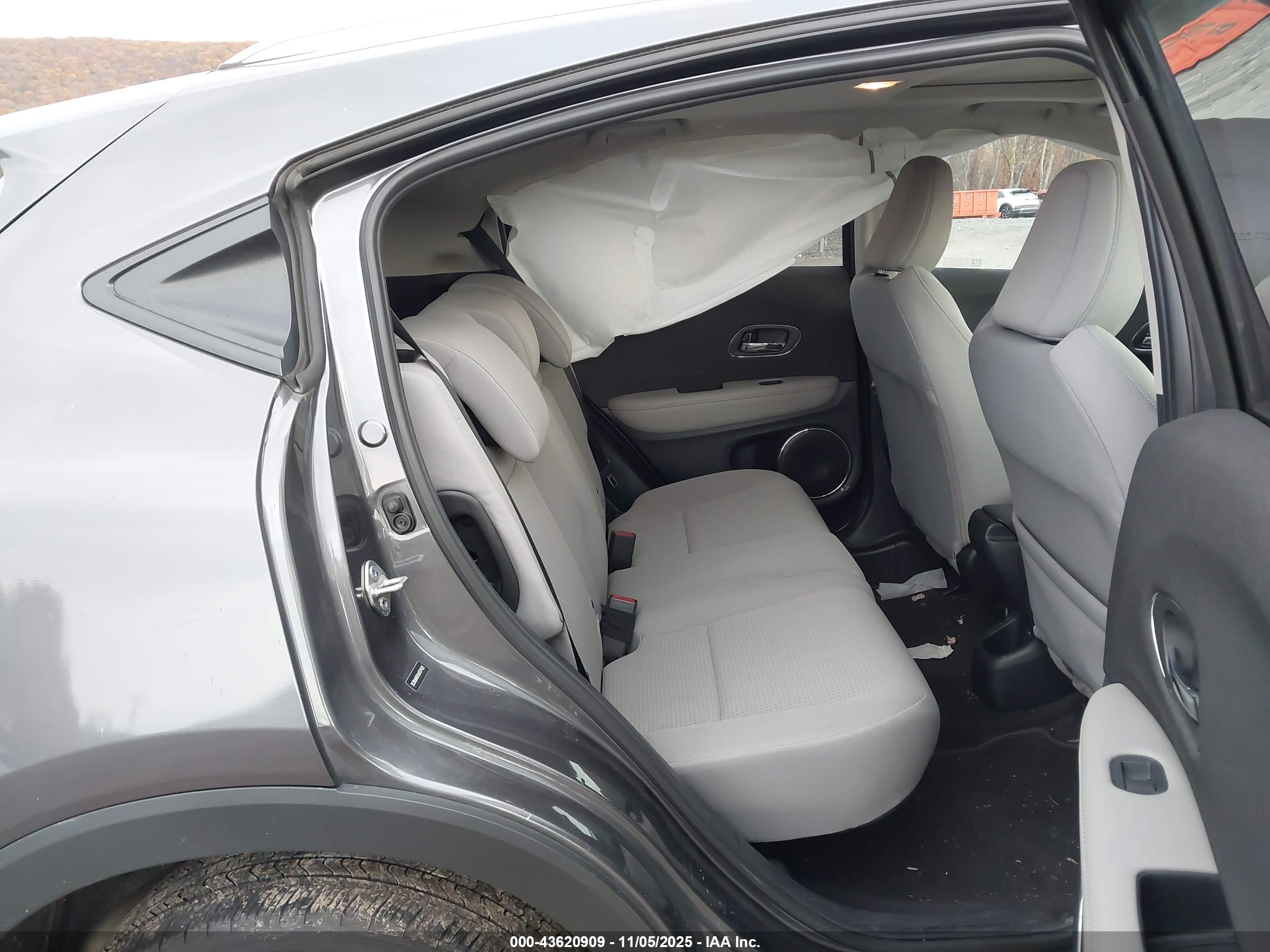 HONDA HR-V image 8