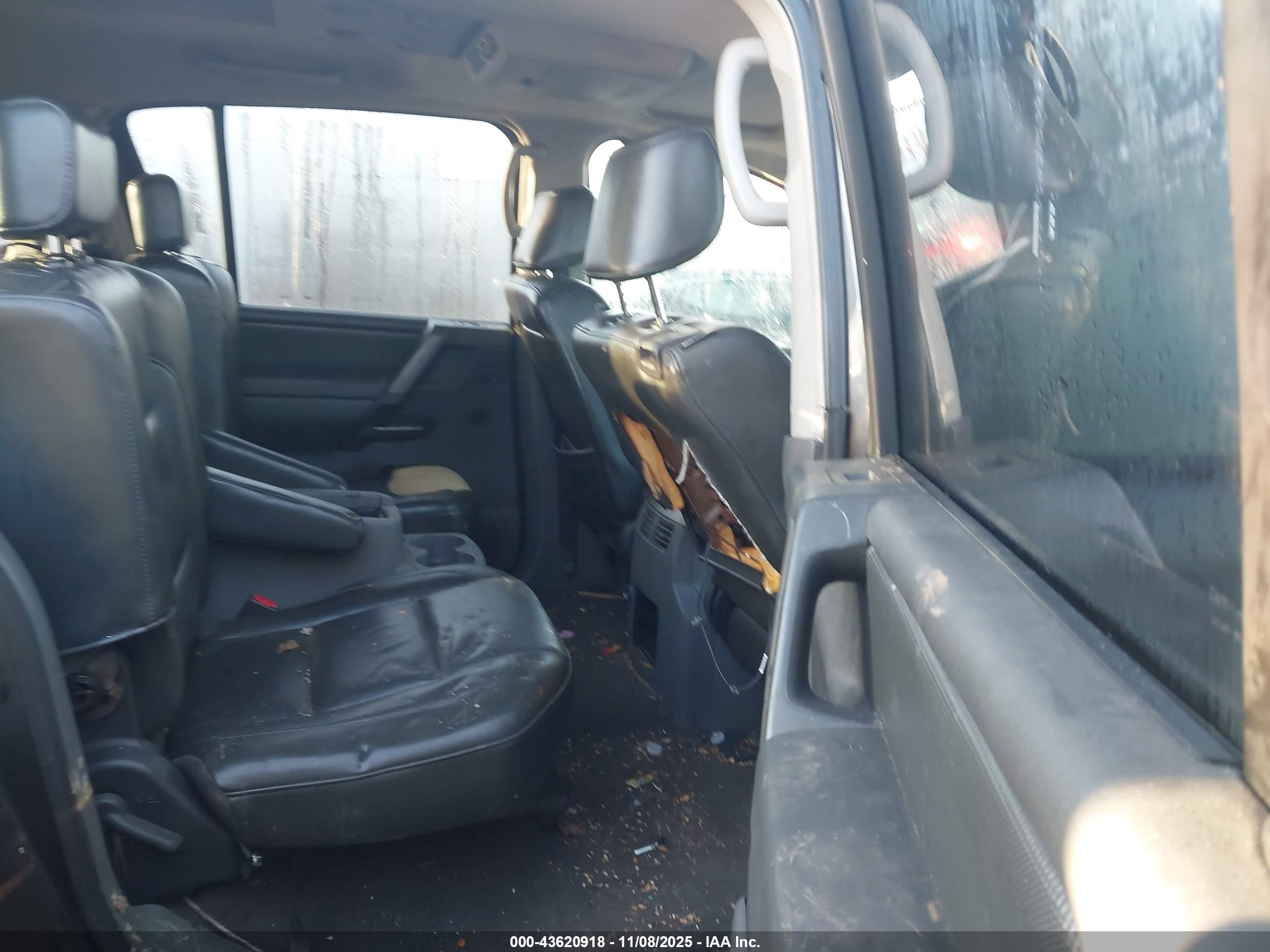 NISSAN ARMADA image 8