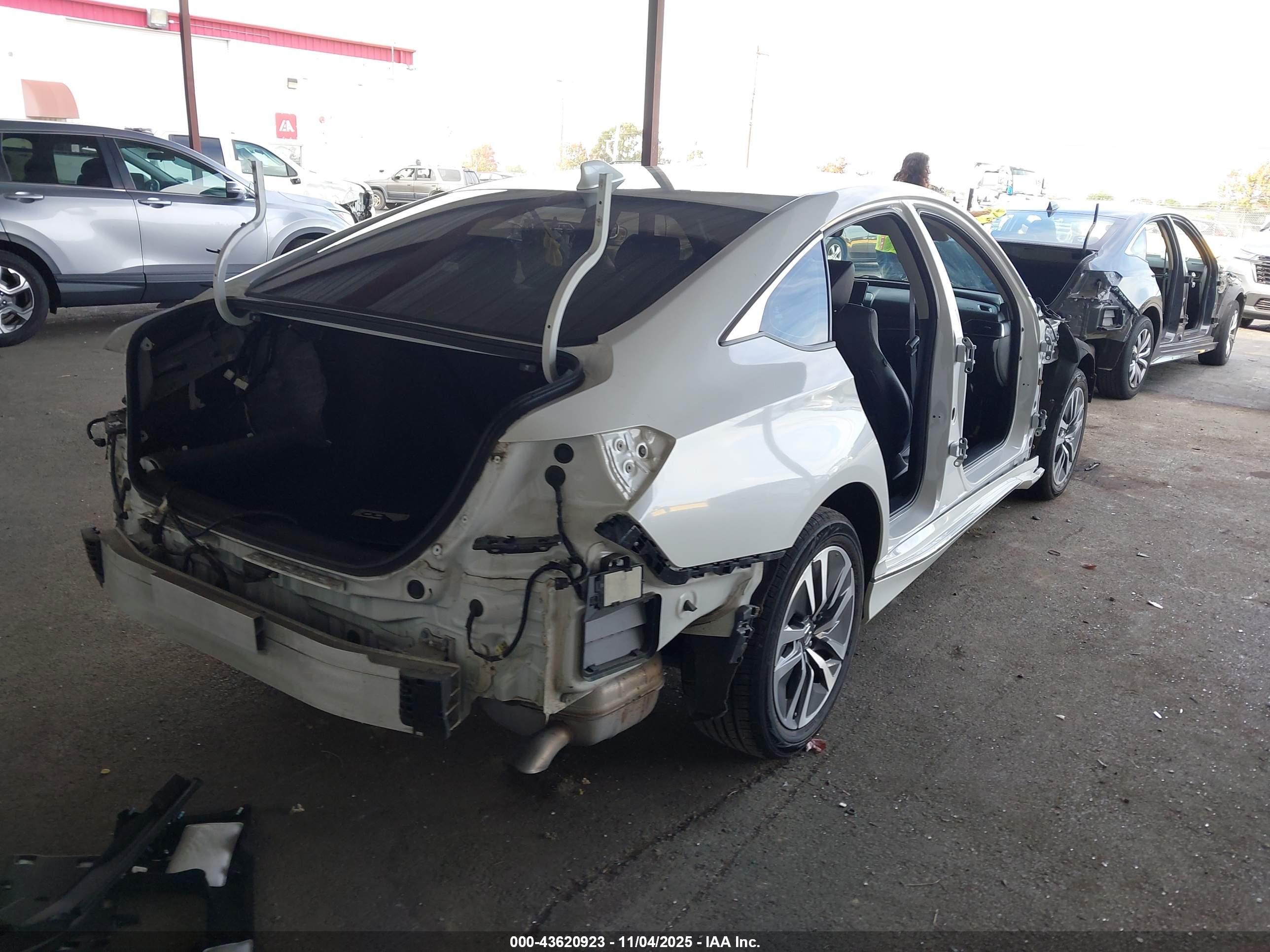 HONDA ACCORD image 4