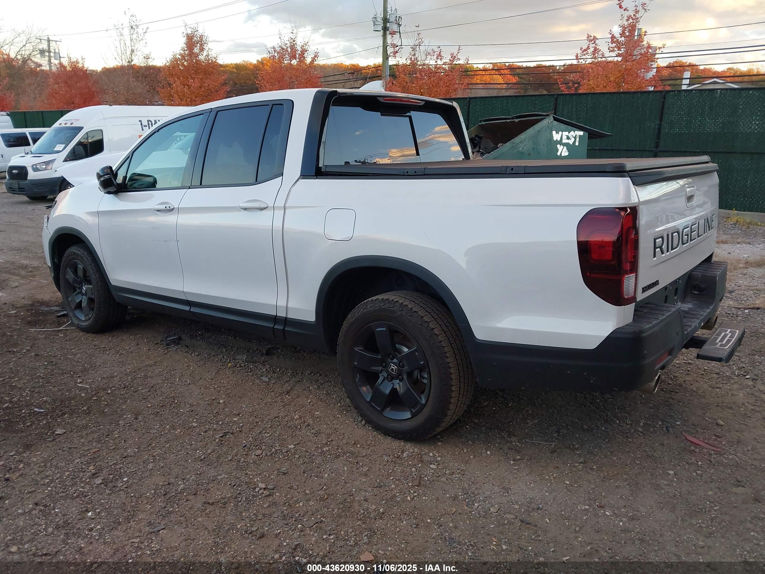 HONDA RIDGELINE image 3