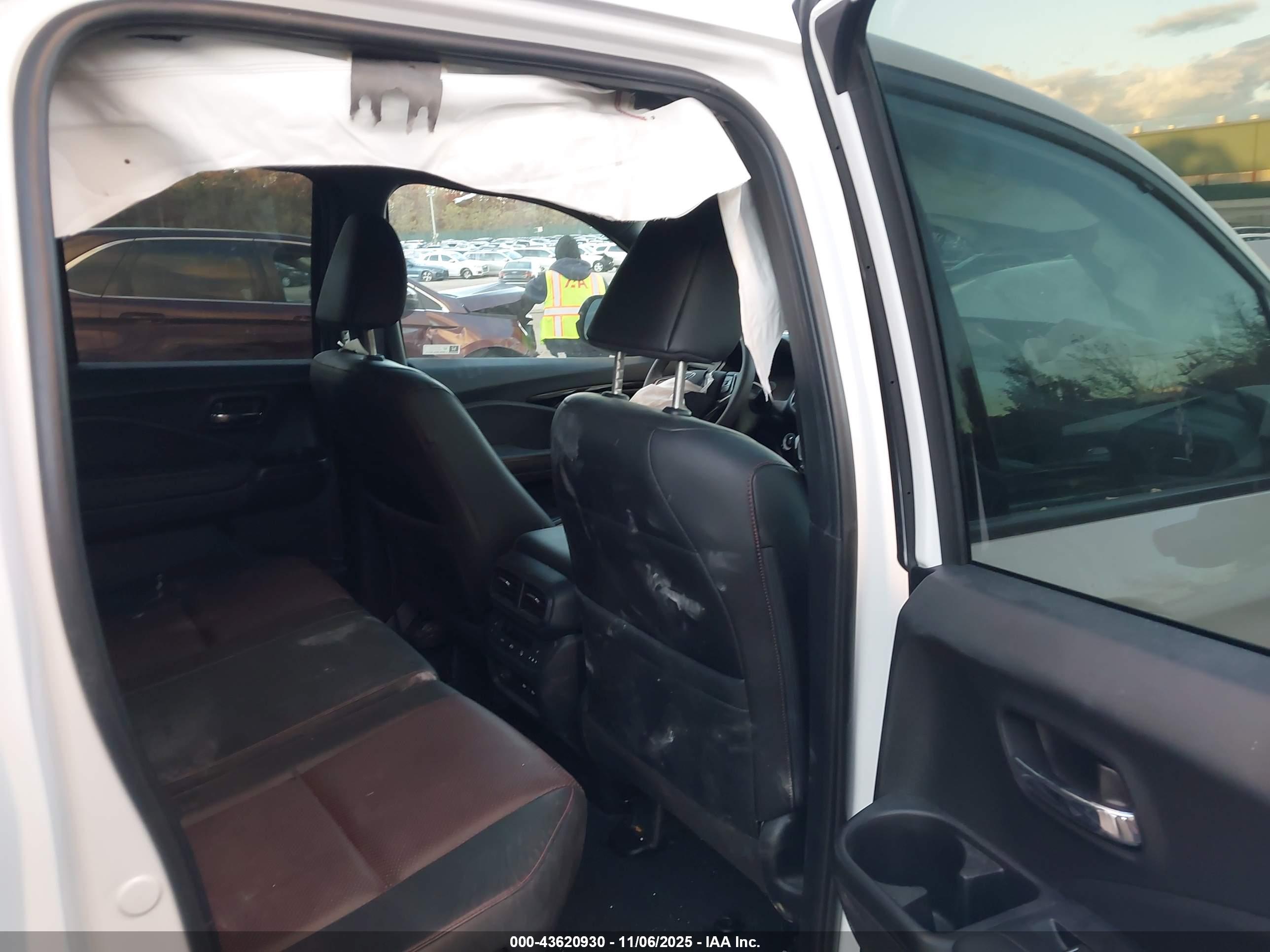 HONDA RIDGELINE image 8