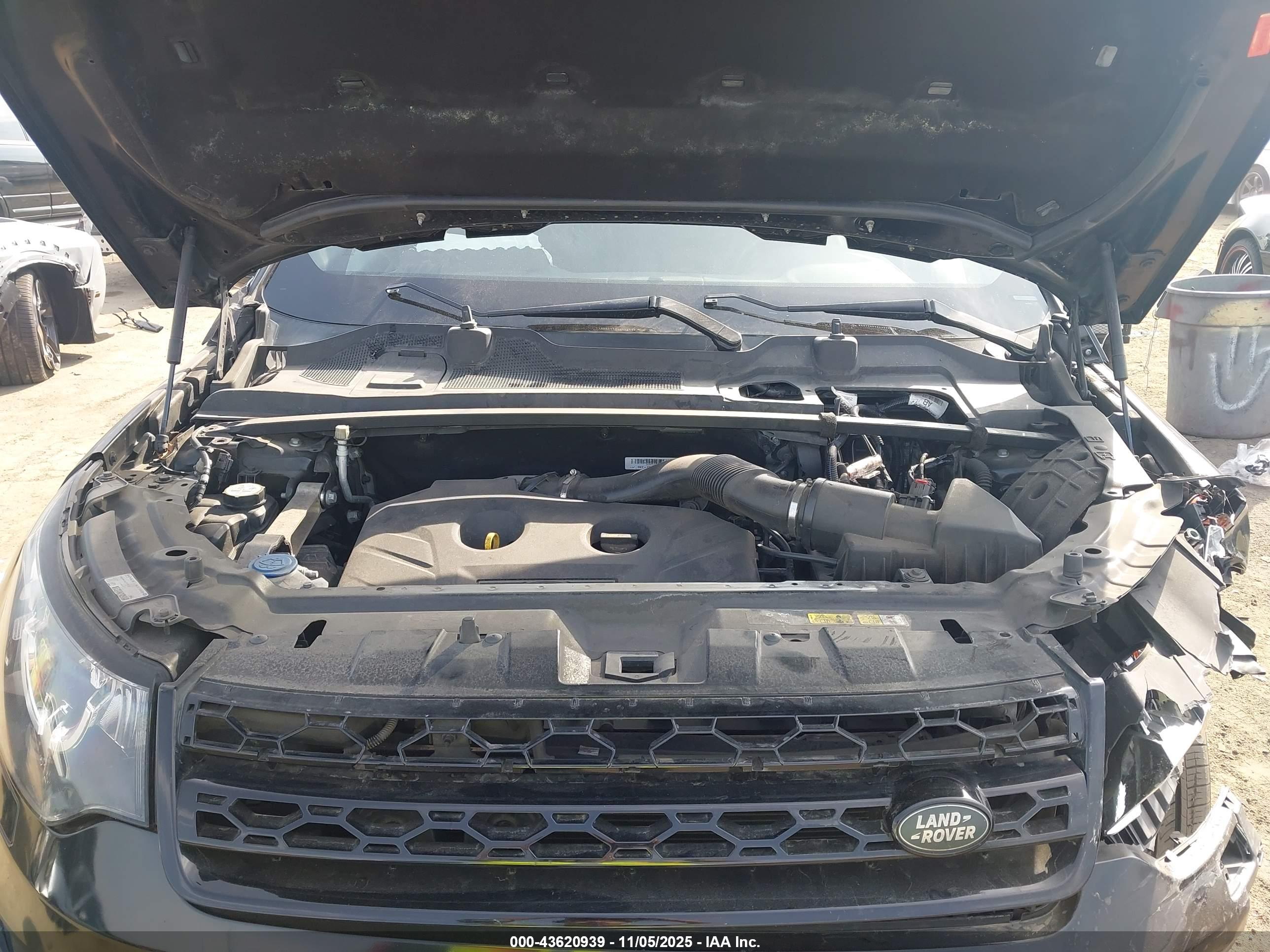 LAND ROVER image 10