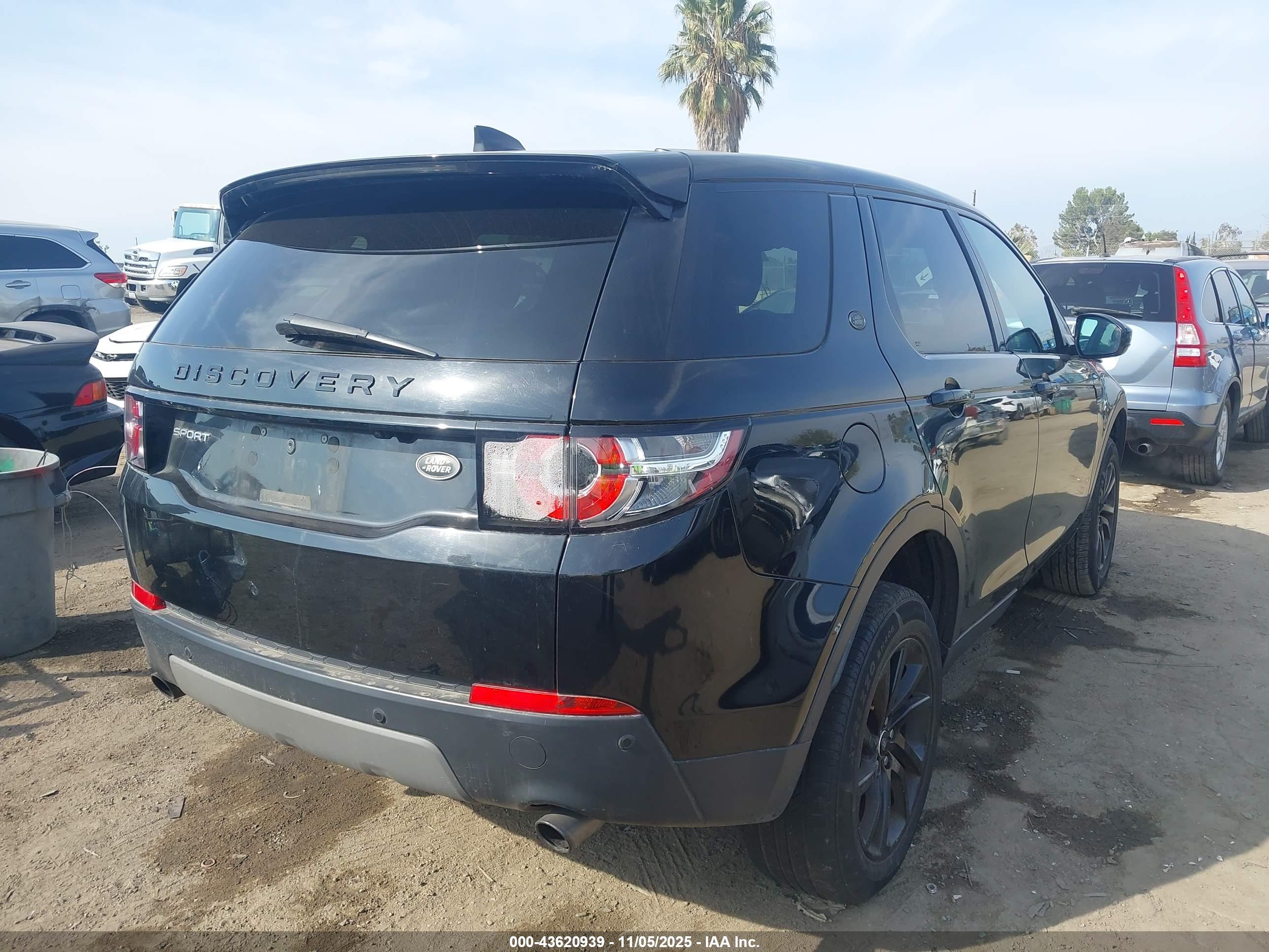 LAND ROVER image 4