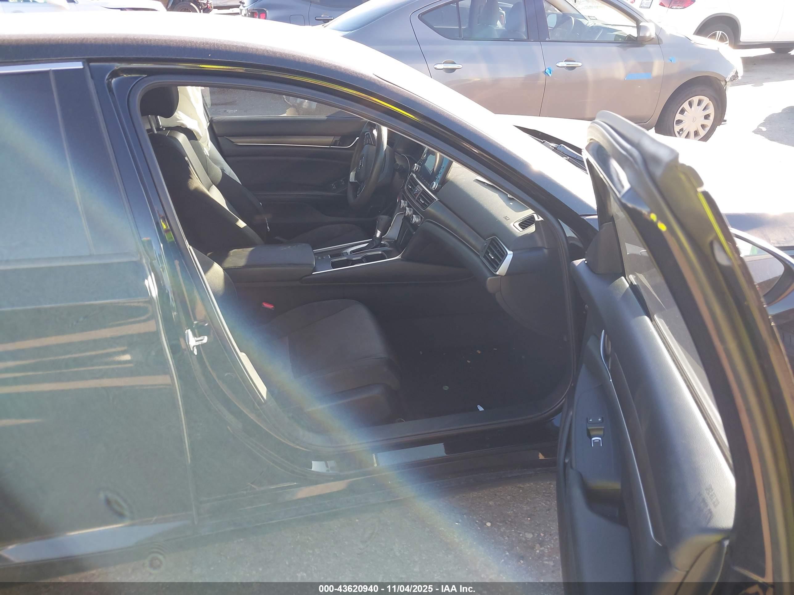 HONDA ACCORD image 5