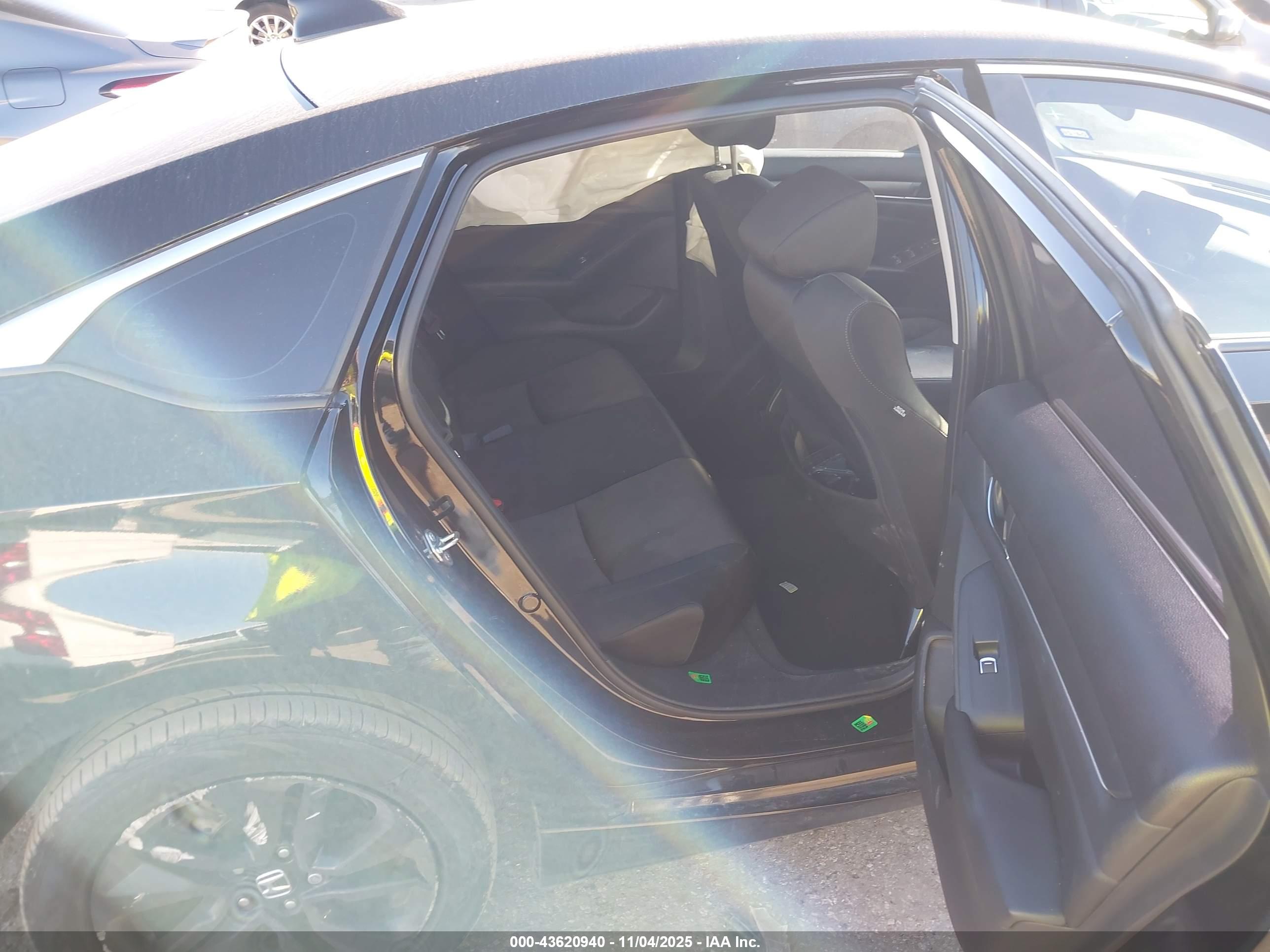 HONDA ACCORD image 8