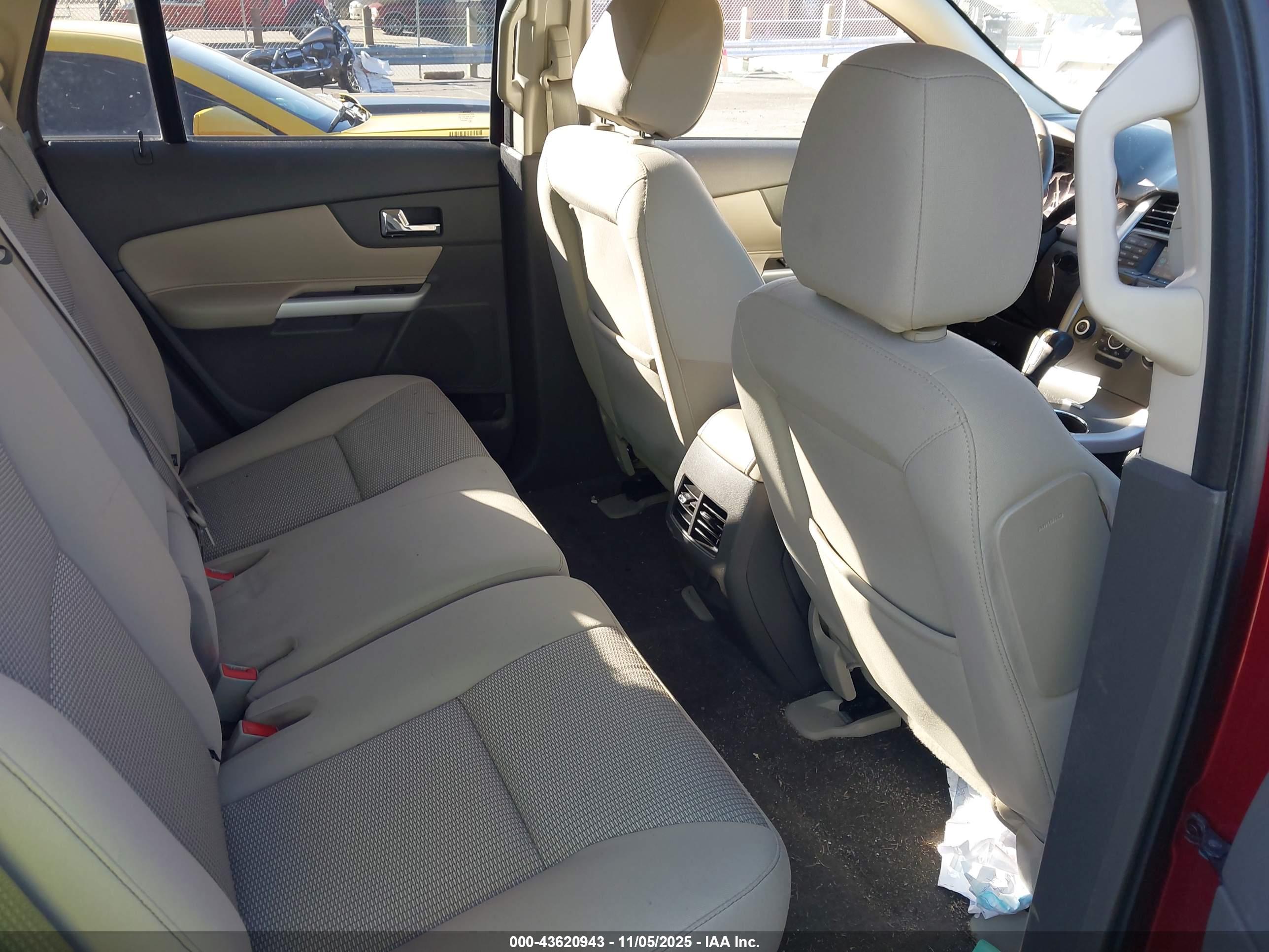 FORD EDGE image 8