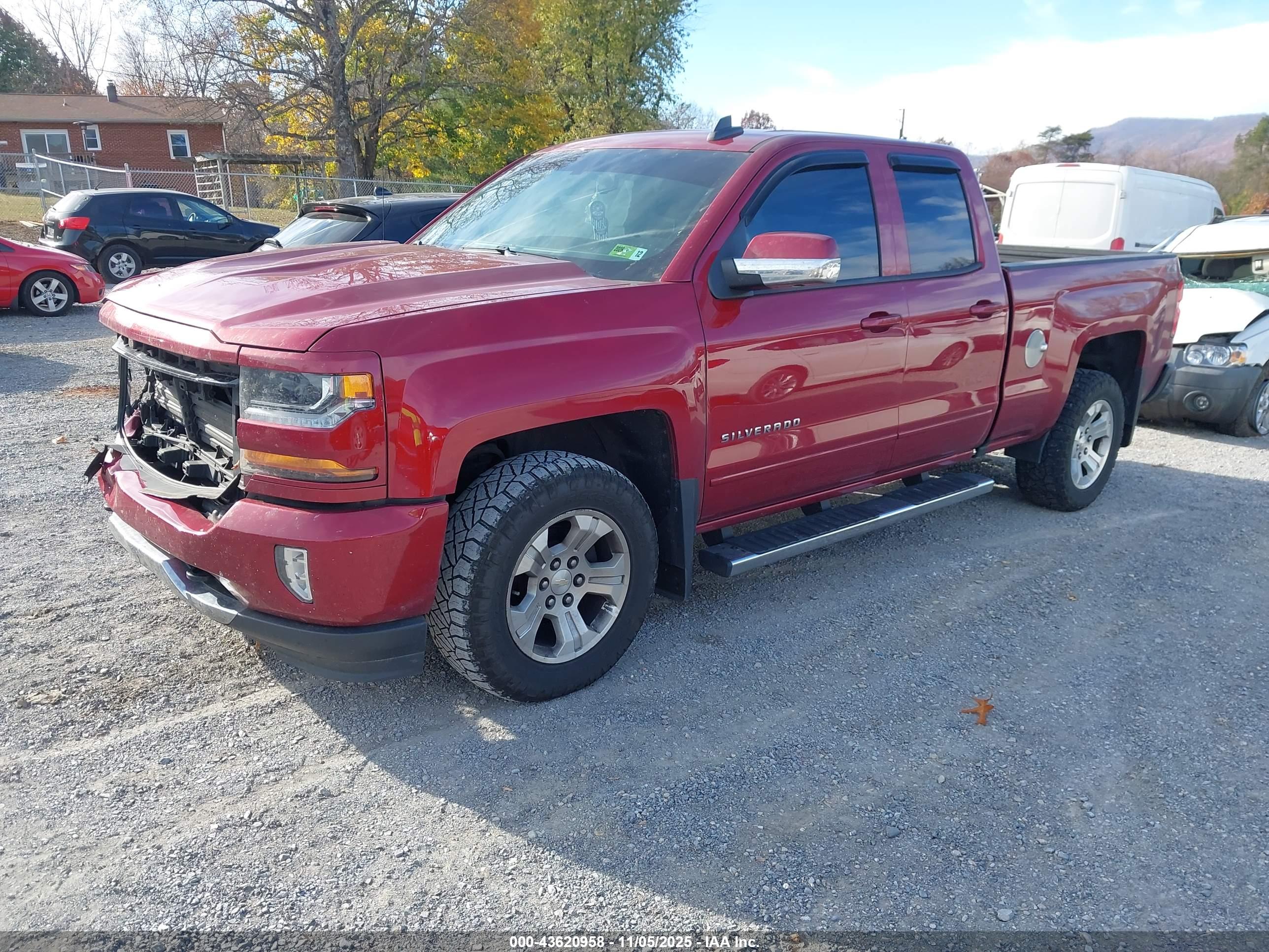 CHEVROLET SILVERADO image 2