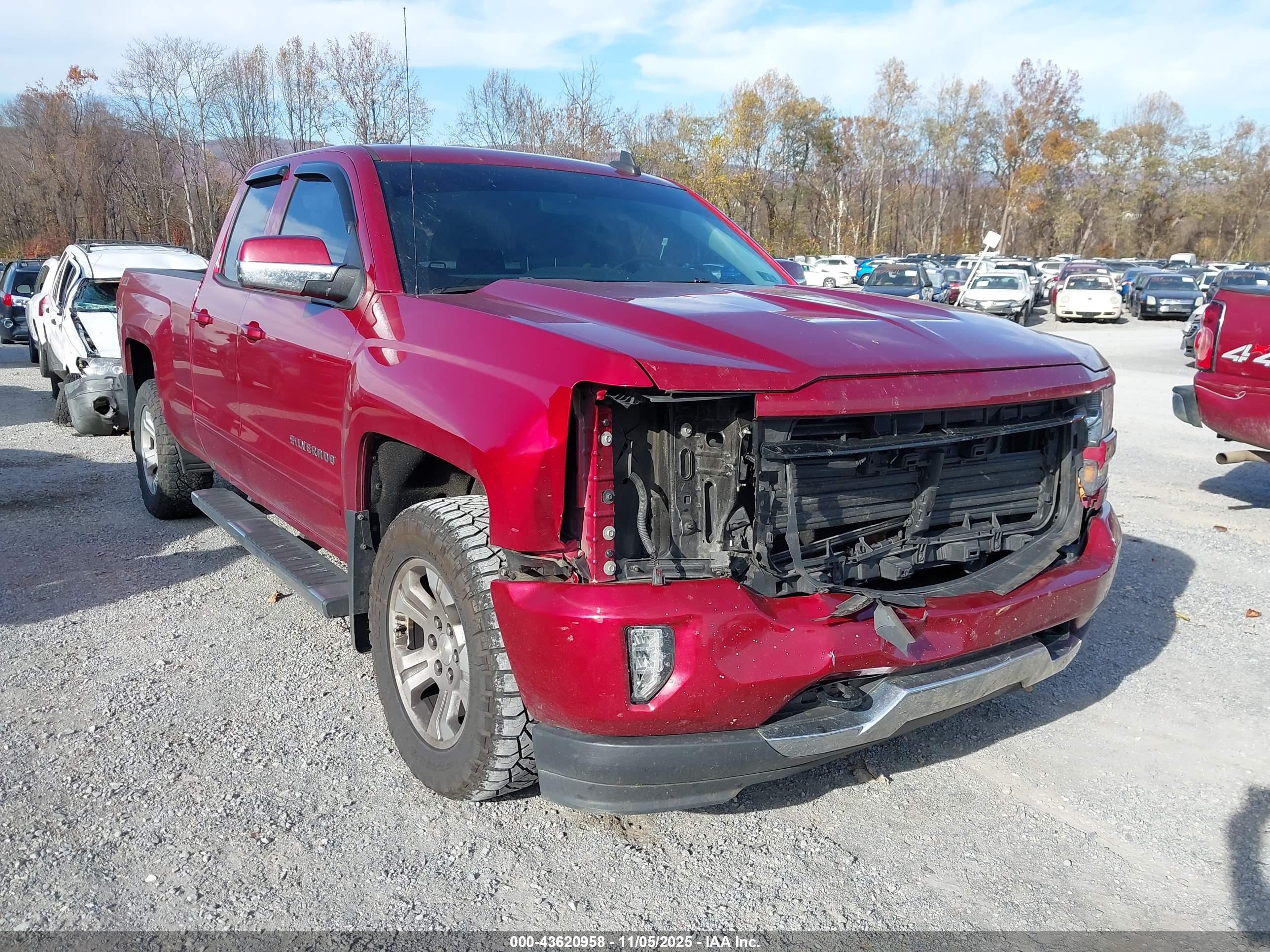 CHEVROLET SILVERADO image 6