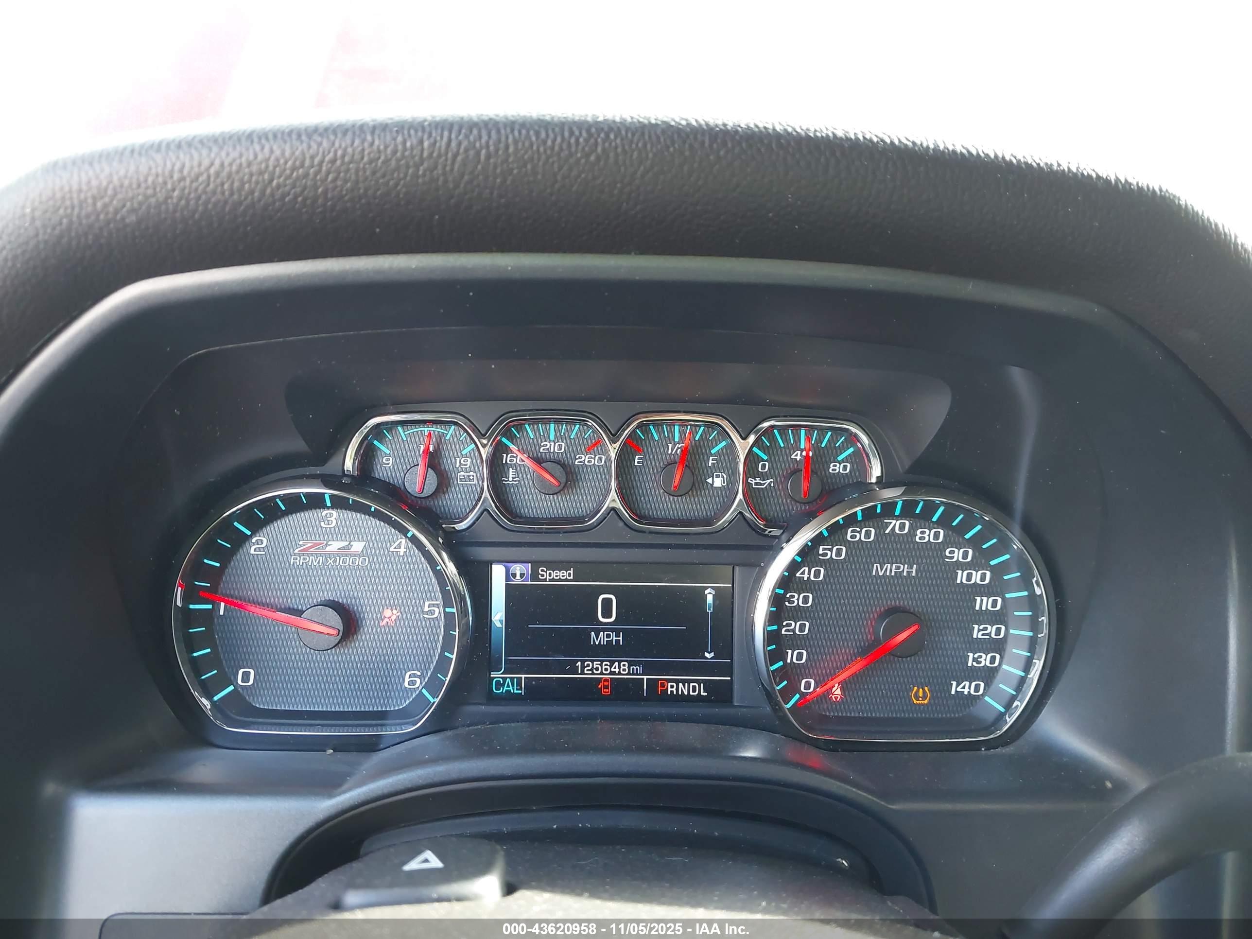 CHEVROLET SILVERADO image 7