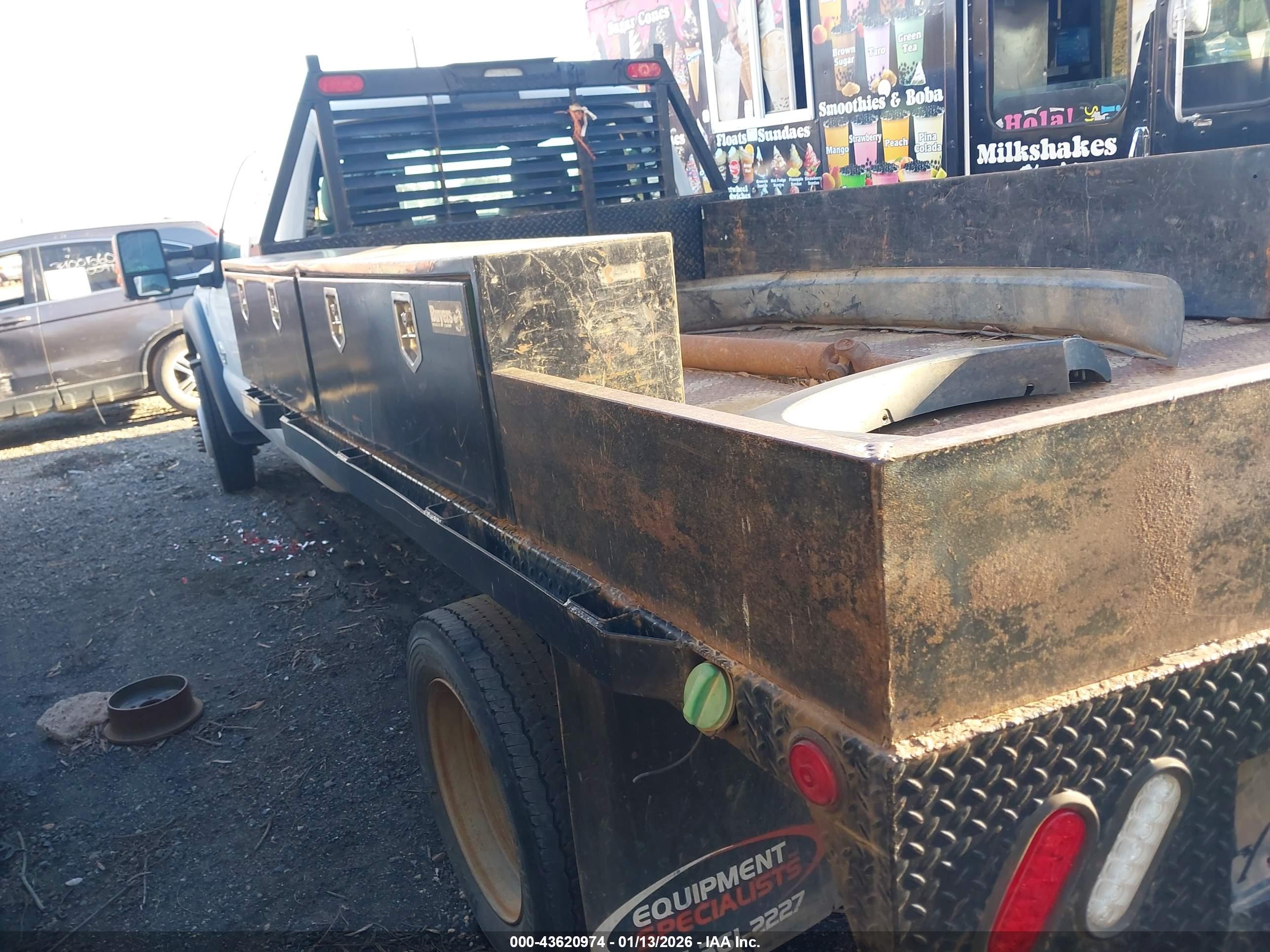 FORD F-550 image 3
