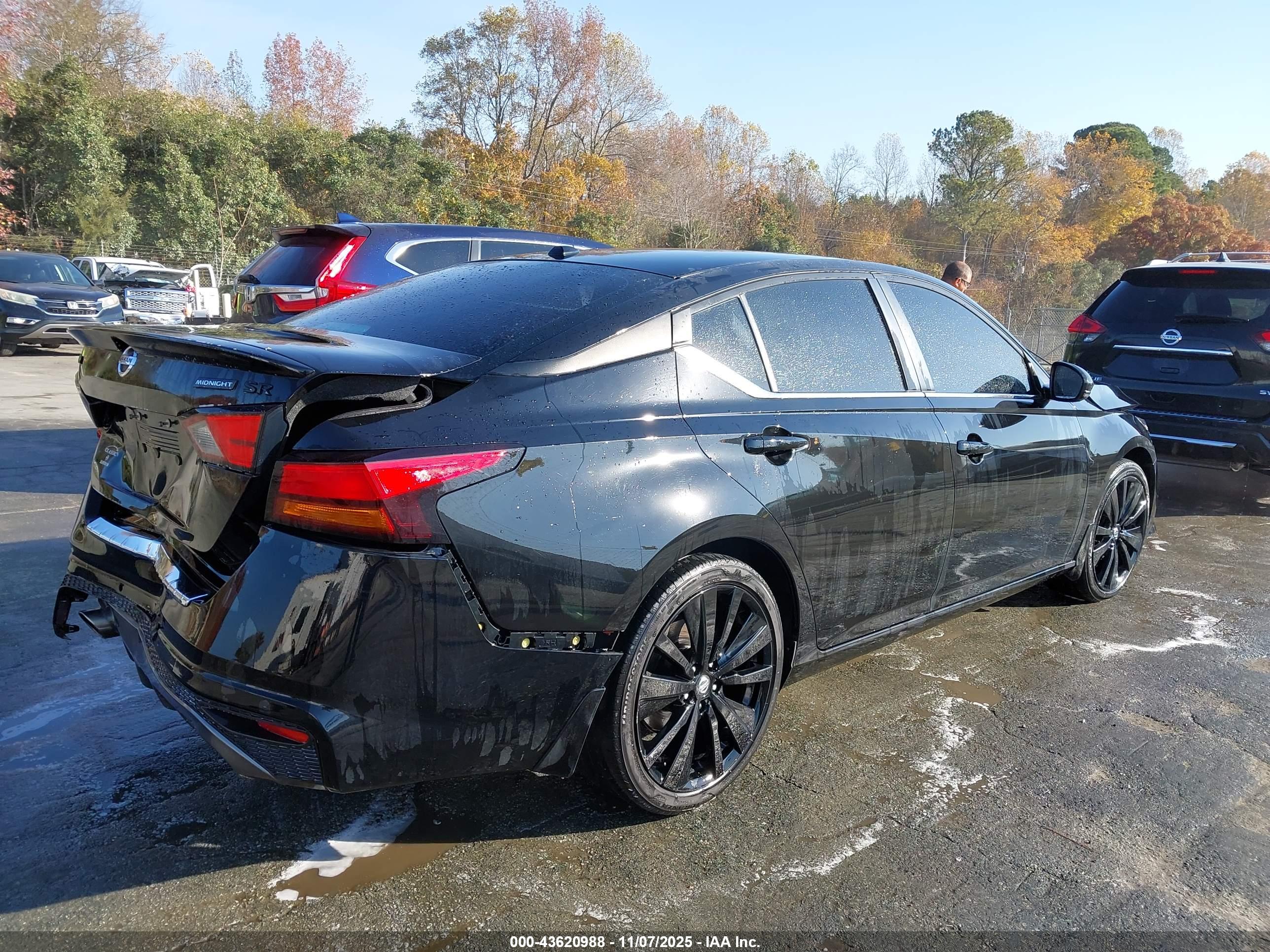 NISSAN ALTIMA image 4