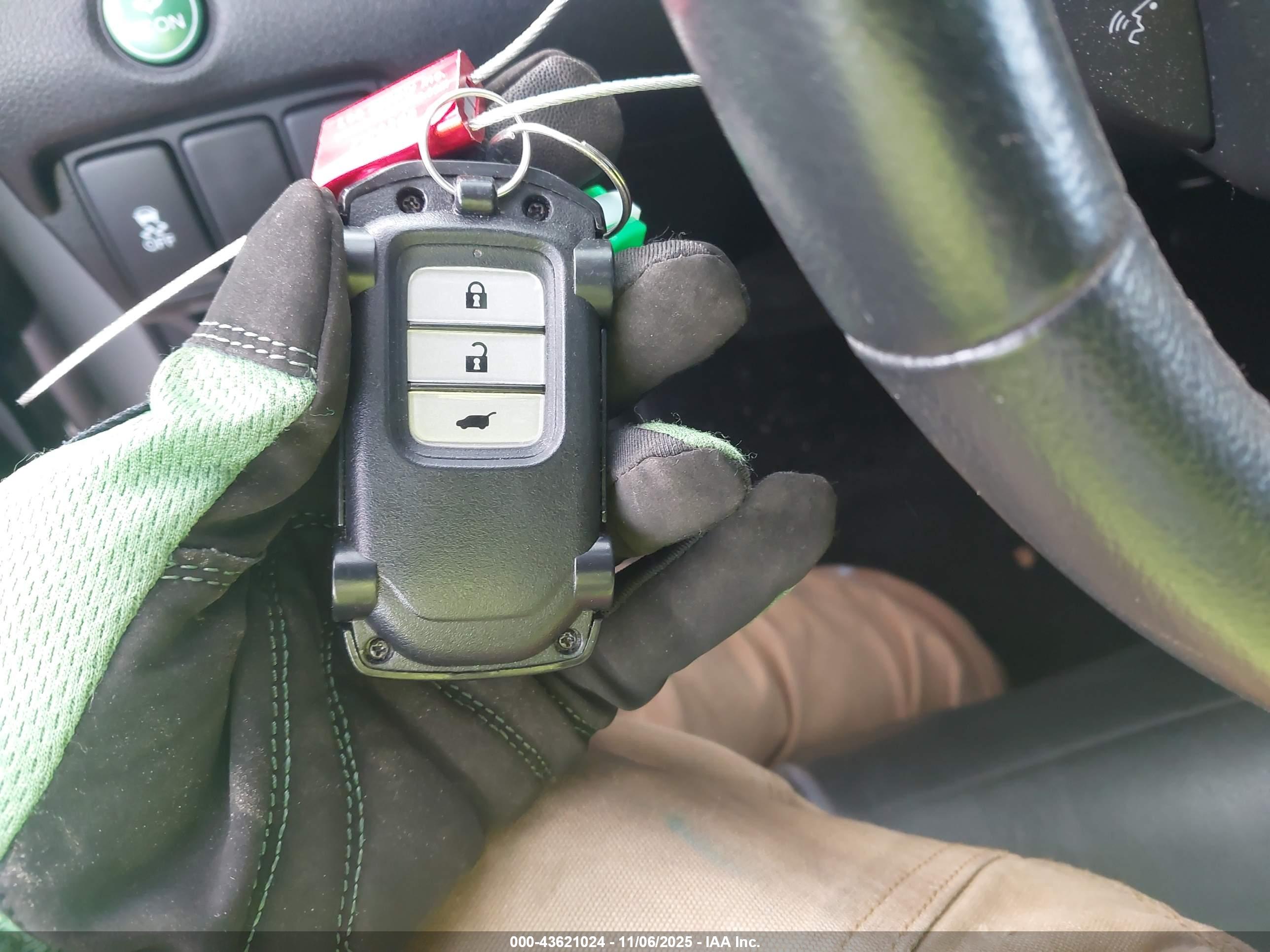 HONDA CR-V image 11