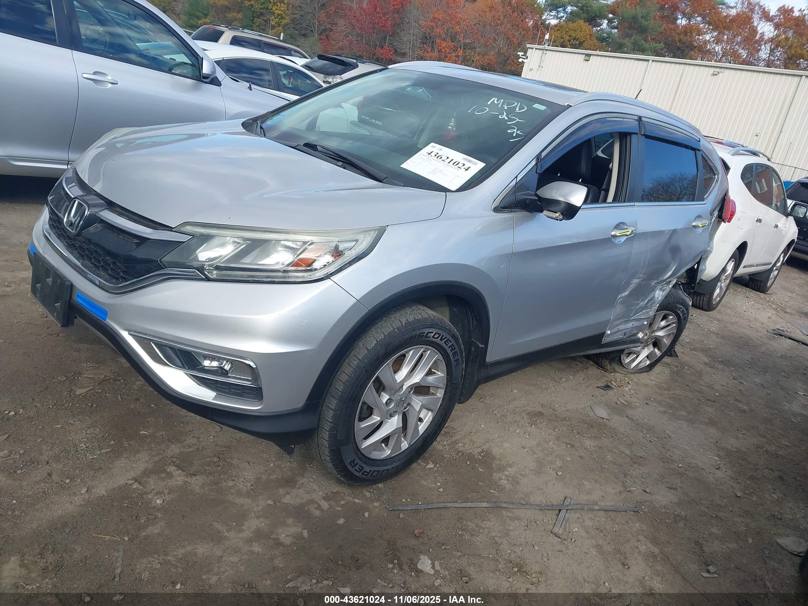 HONDA CR-V image 2