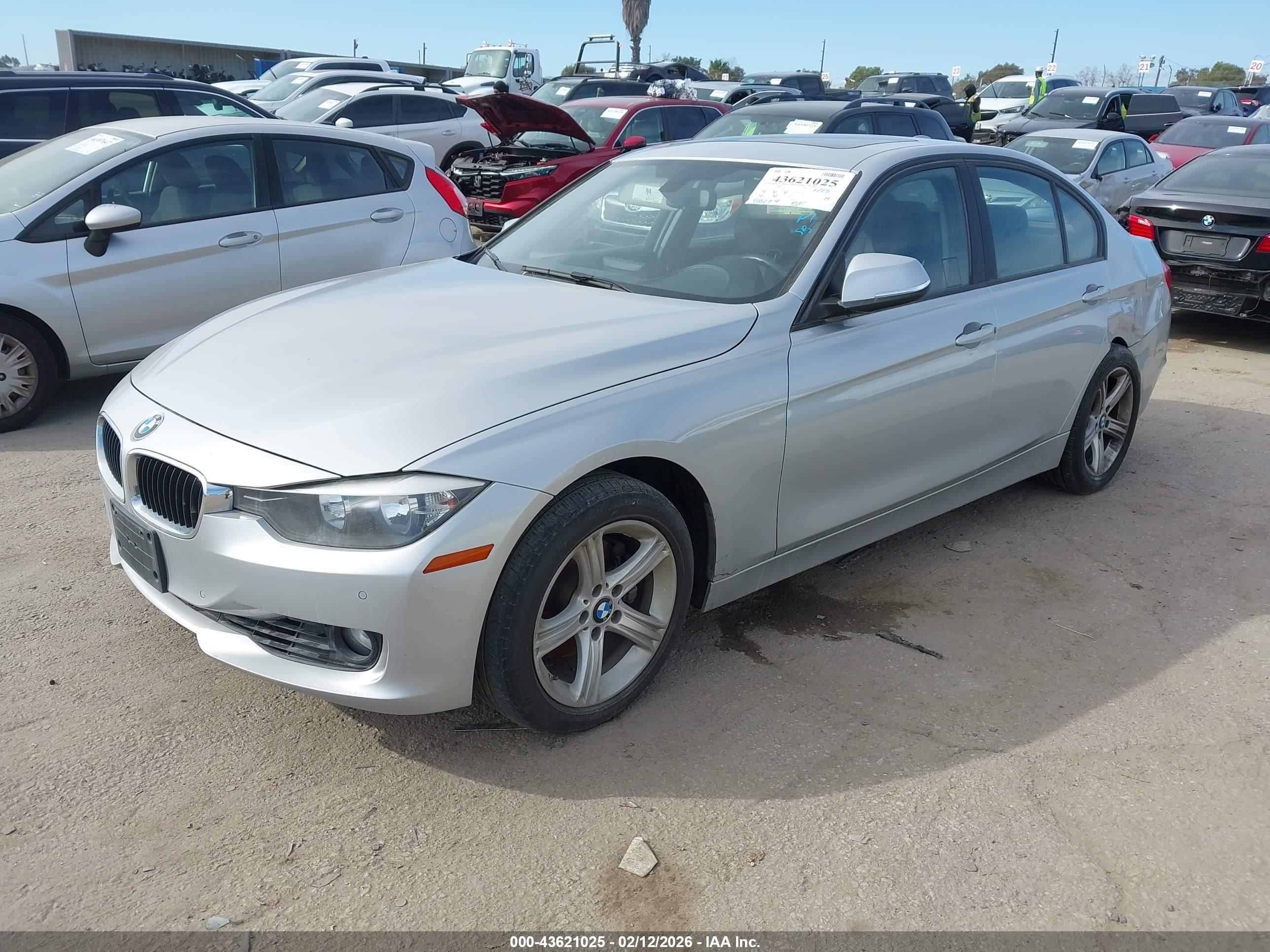 BMW 328I image 2