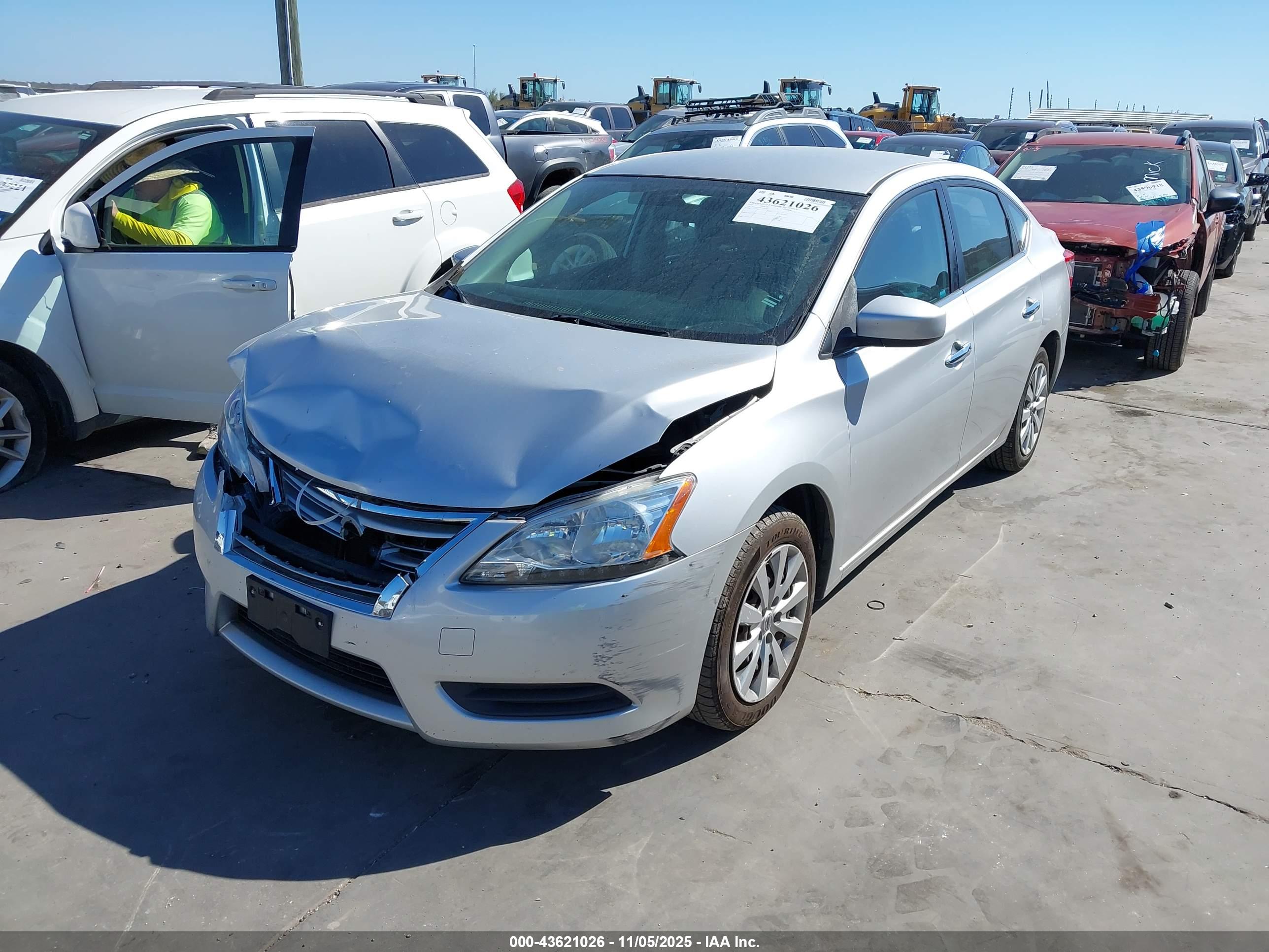NISSAN SENTRA image 2