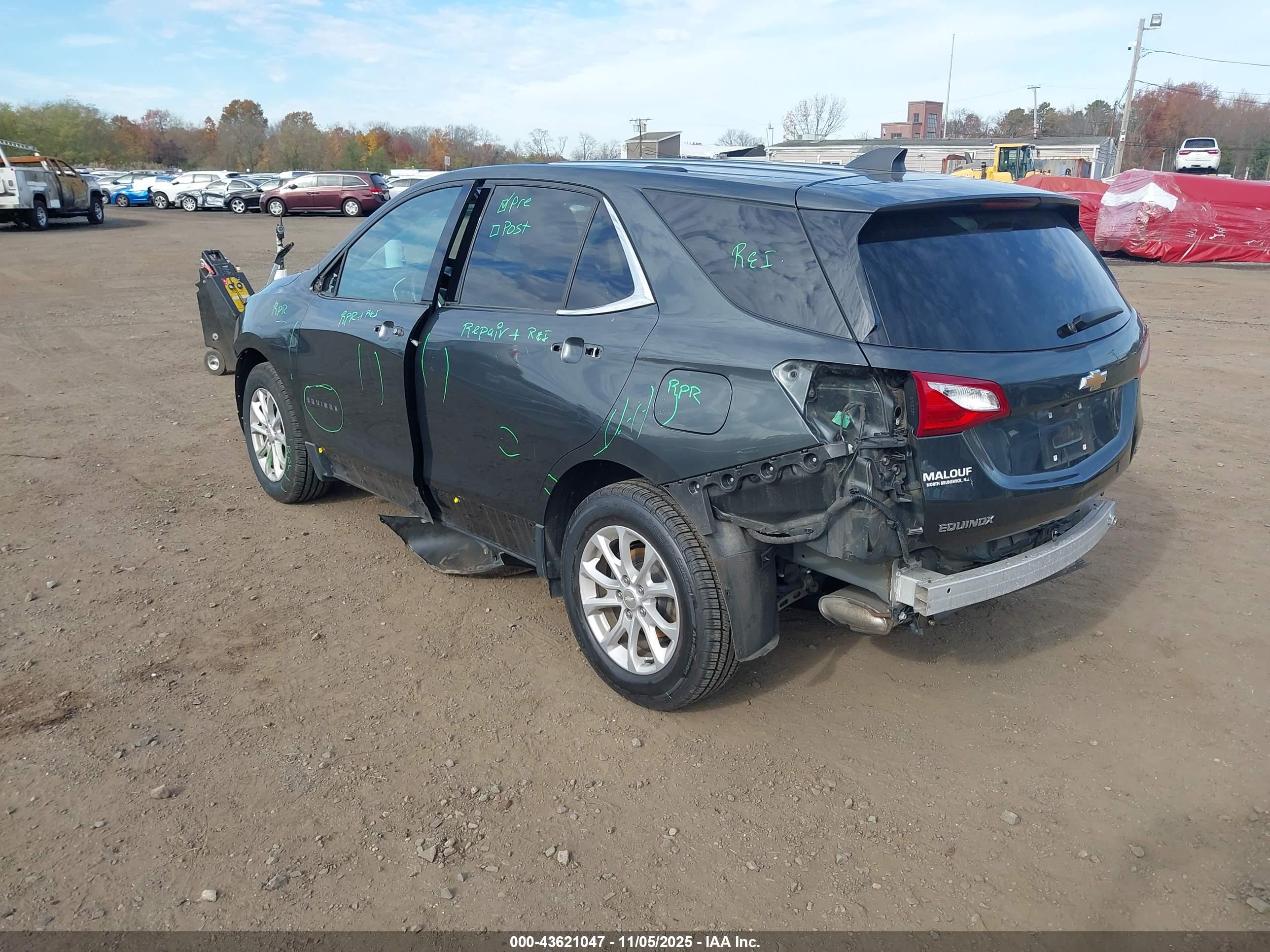 CHEVROLET EQUINOX image 3