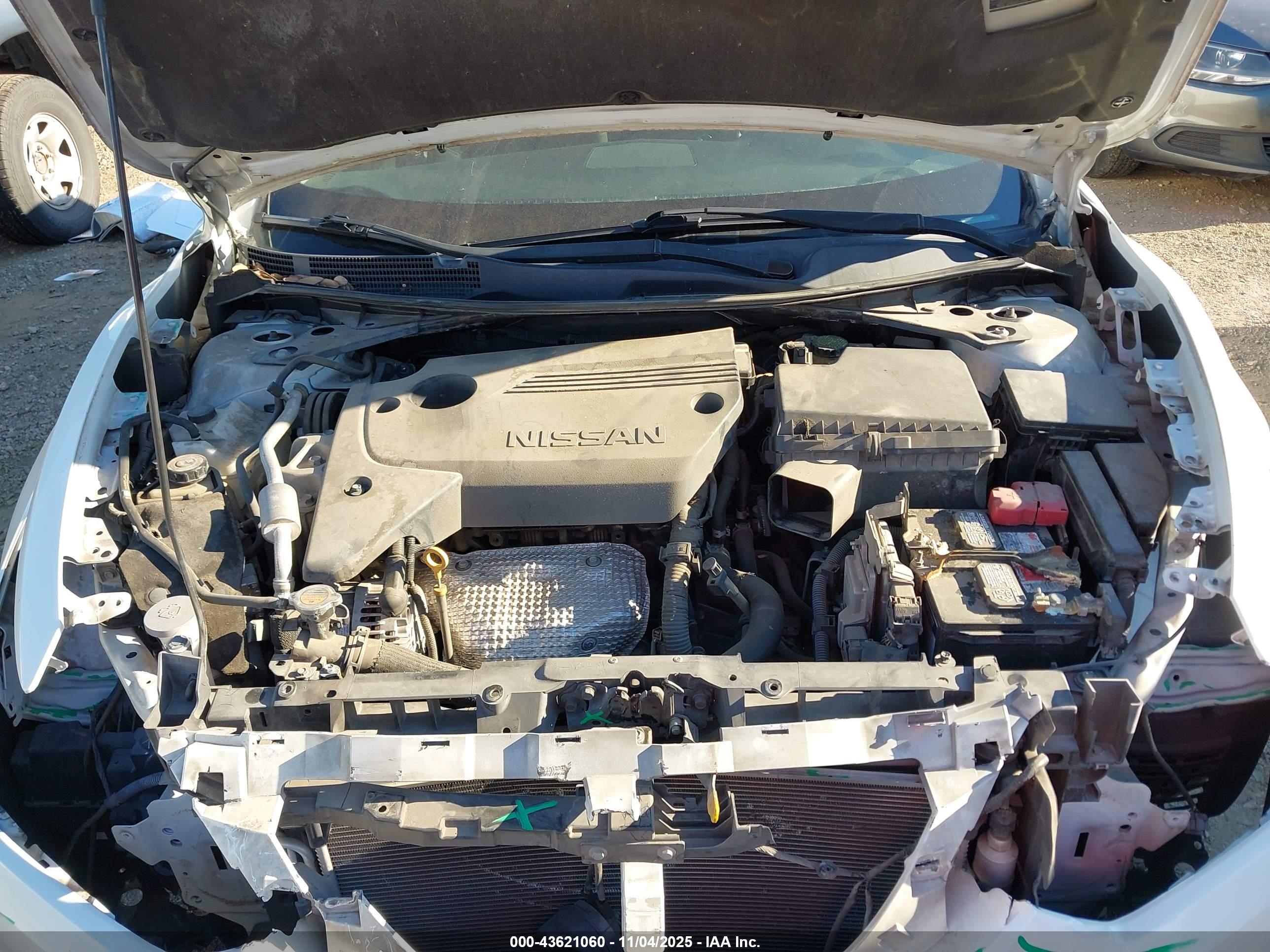 NISSAN ALTIMA image 10