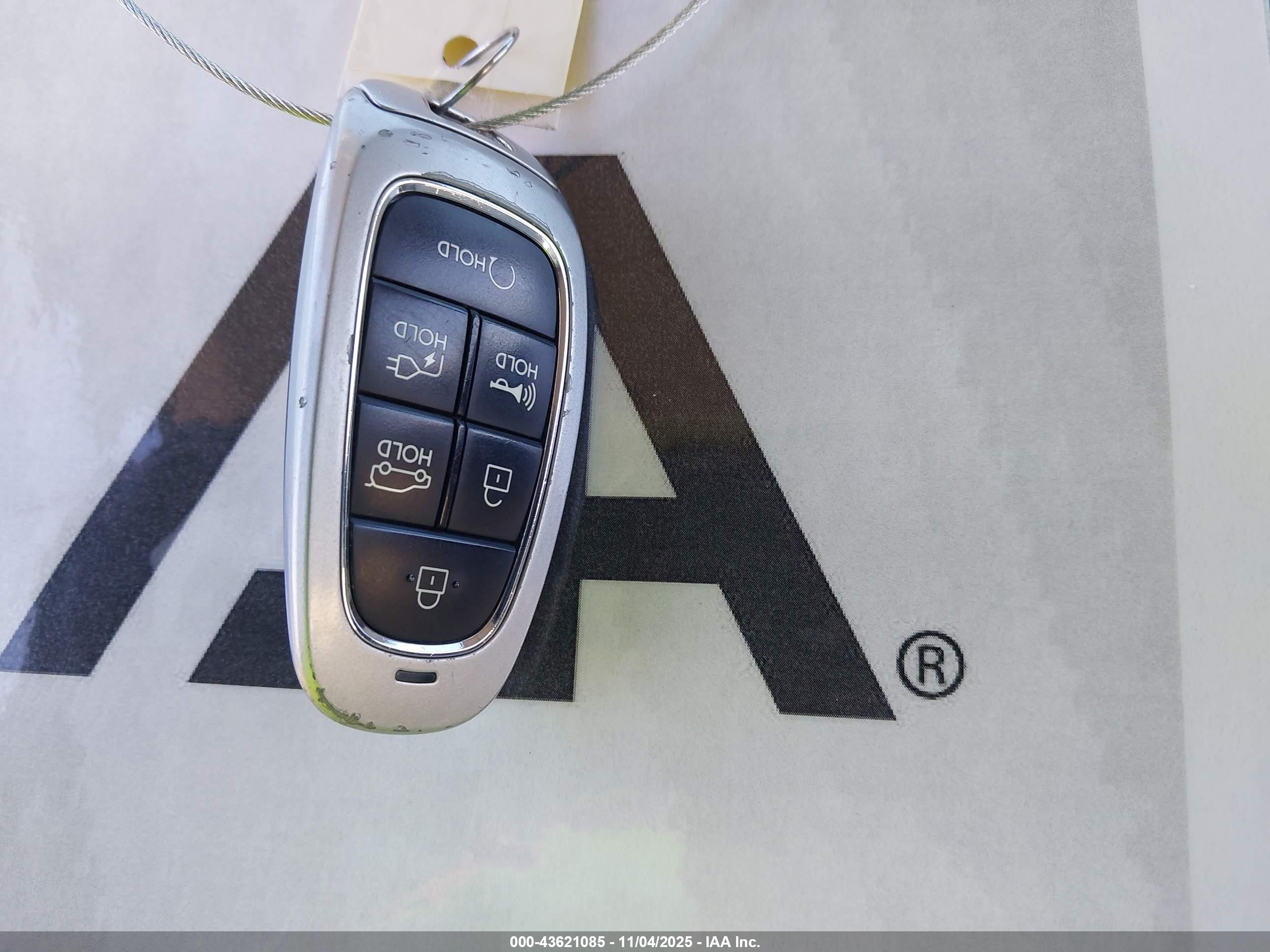 HYUNDAI IONIQ image 11