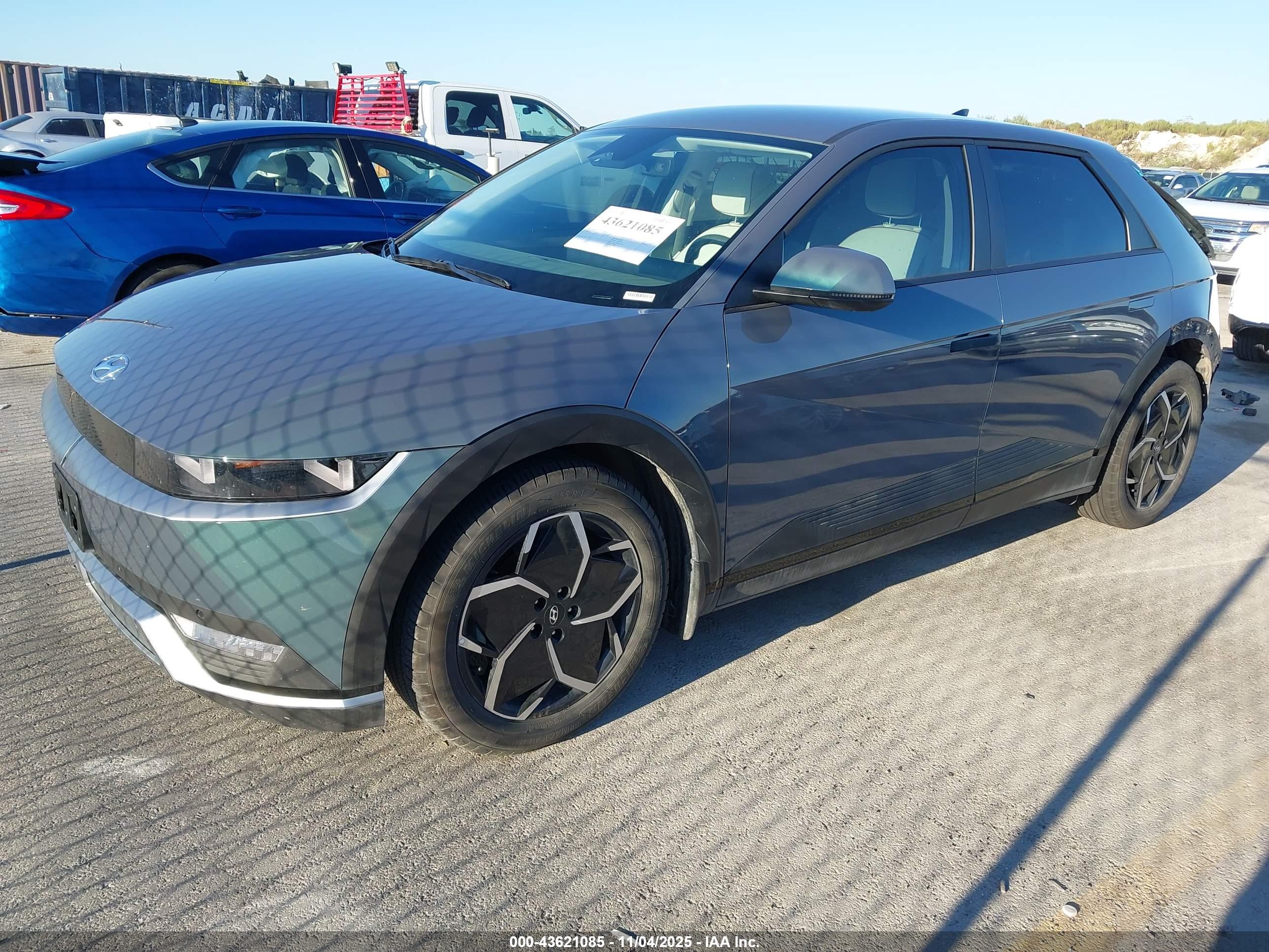 HYUNDAI IONIQ image 2