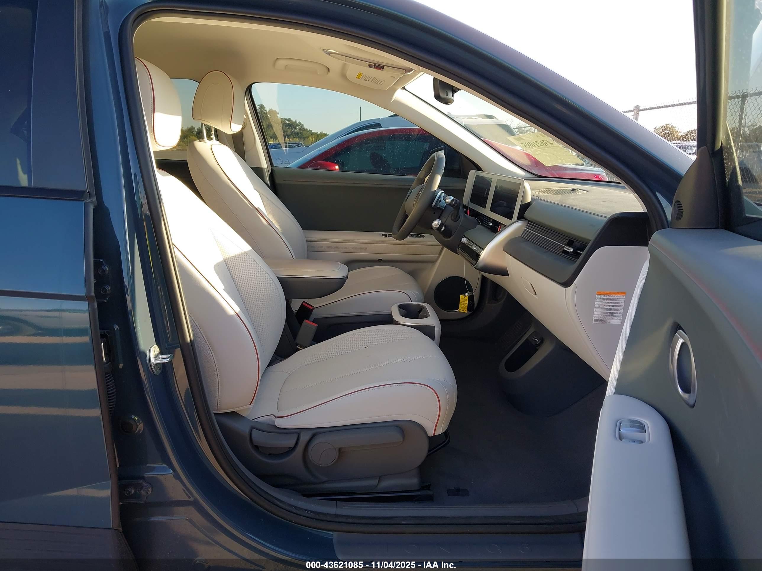 HYUNDAI IONIQ image 5
