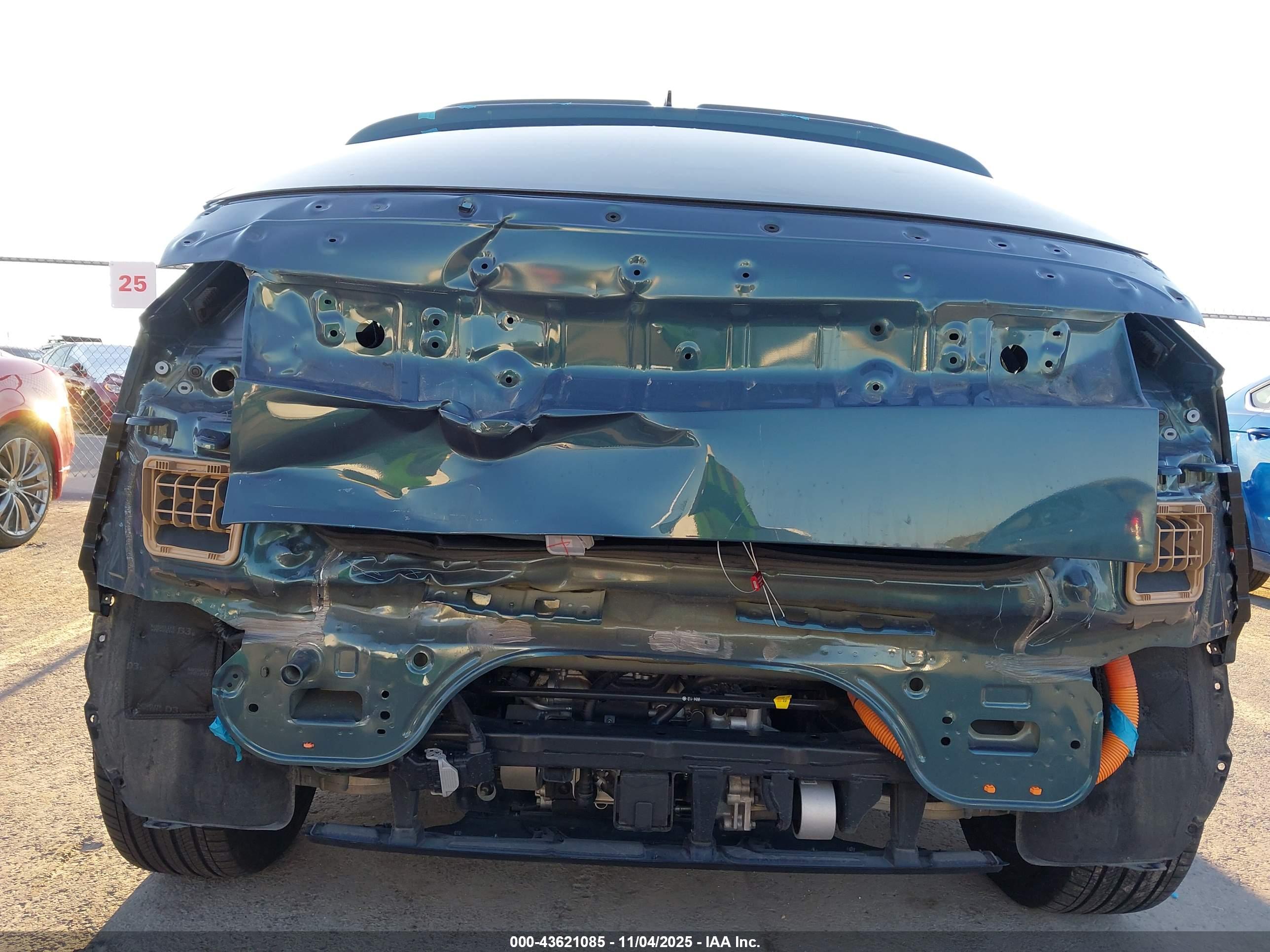 HYUNDAI IONIQ image 6