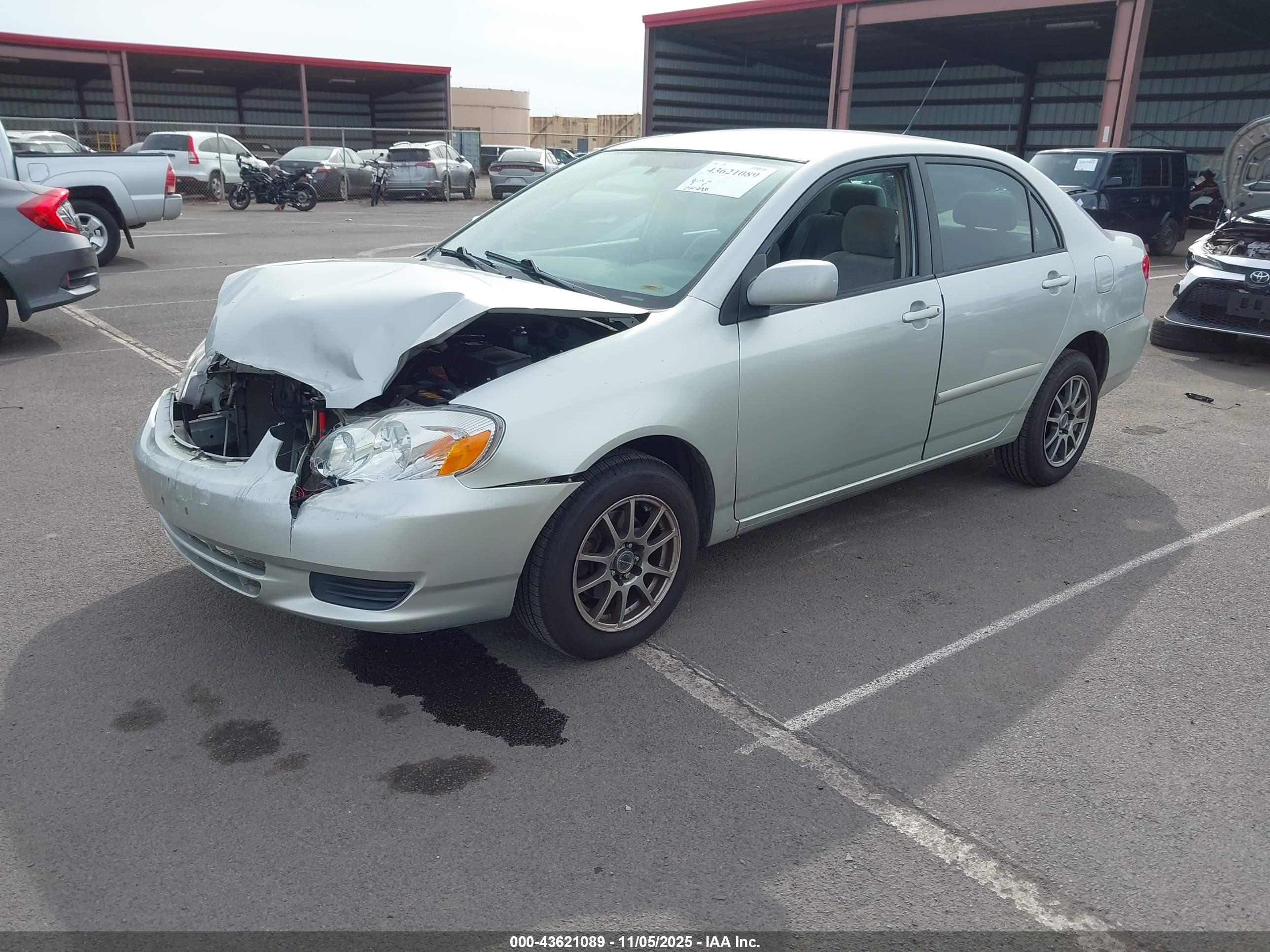TOYOTA COROLLA image 2