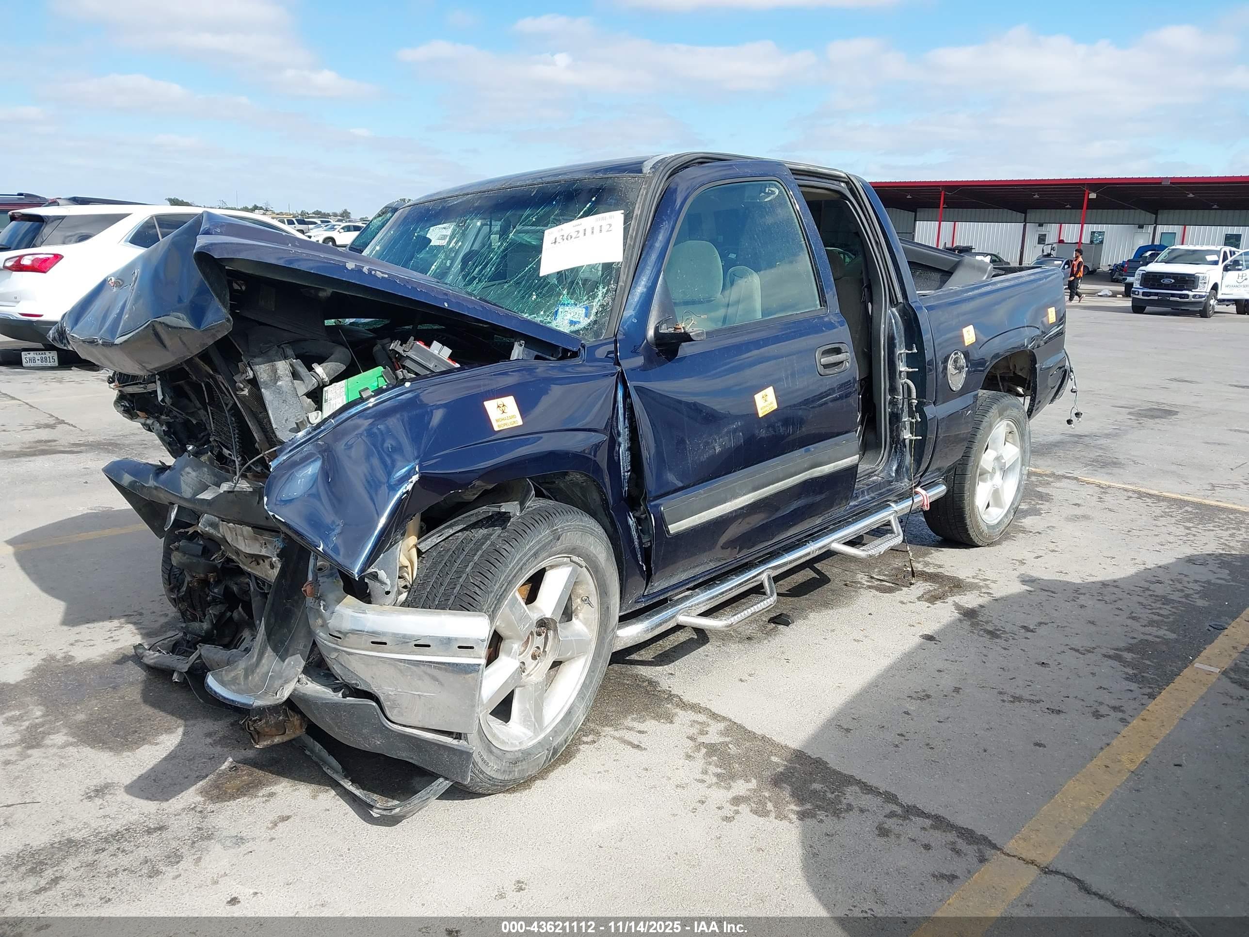 CHEVROLET SILVERADO image 2