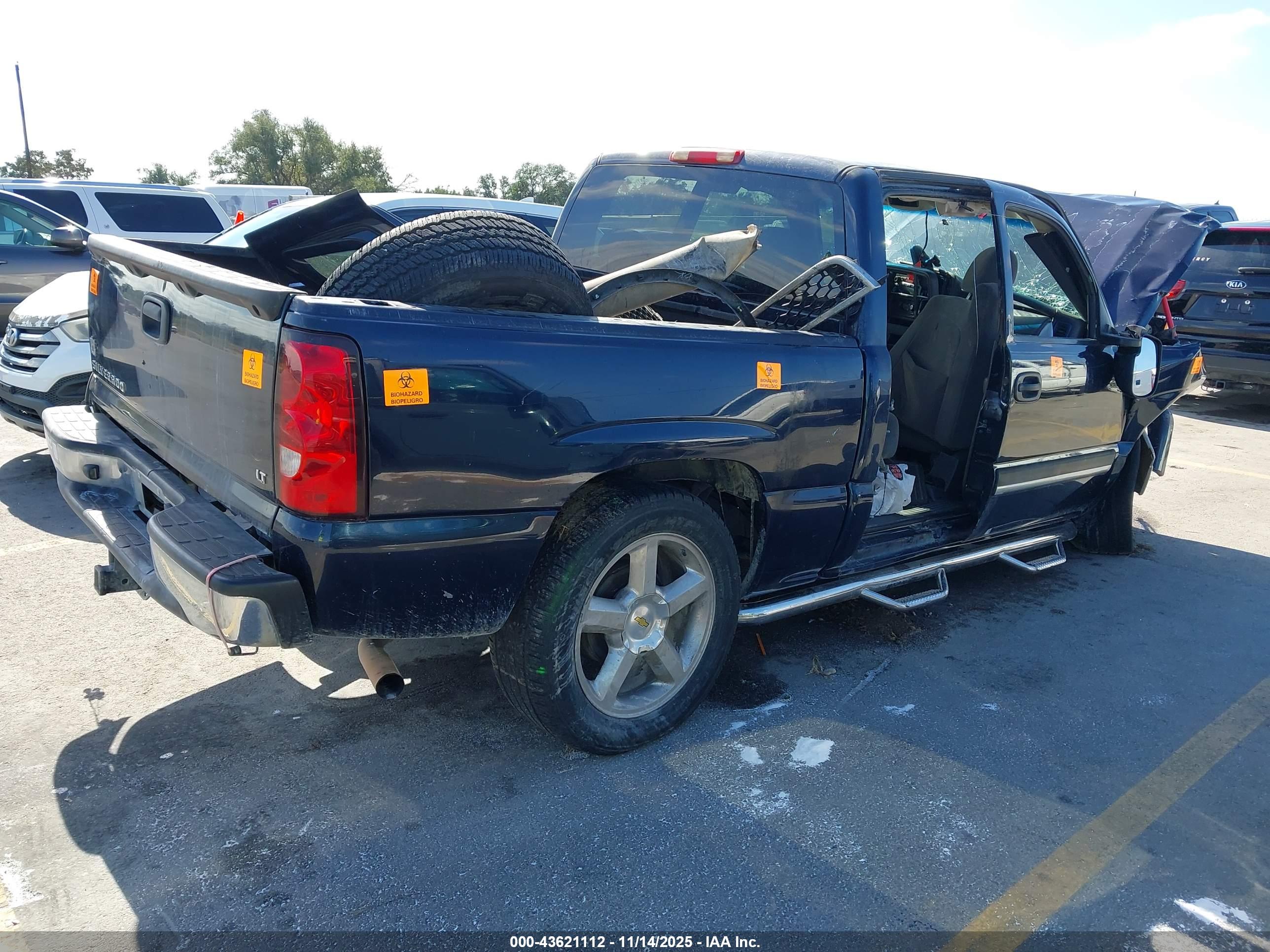 CHEVROLET SILVERADO image 4