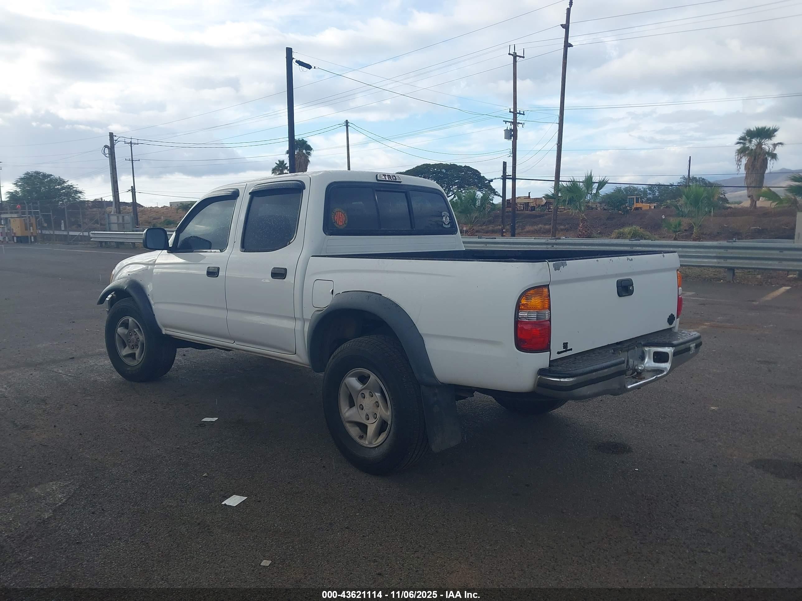 TOYOTA TACOMA image 3