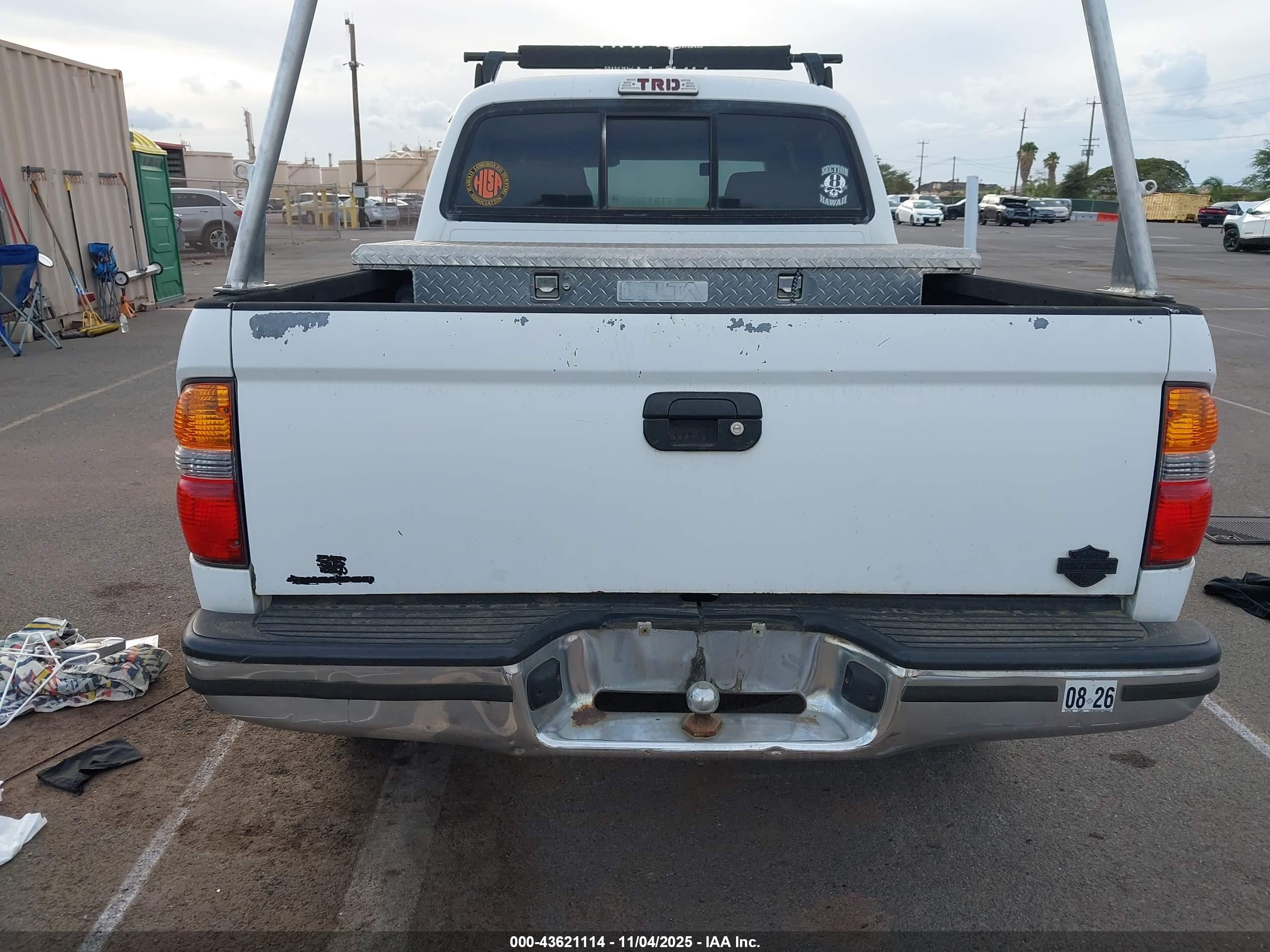 TOYOTA TACOMA image 6