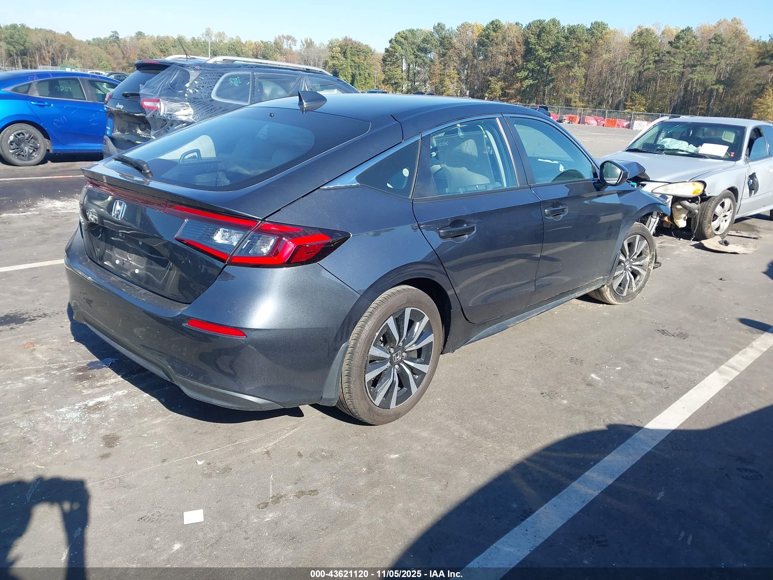 HONDA CIVIC image 4