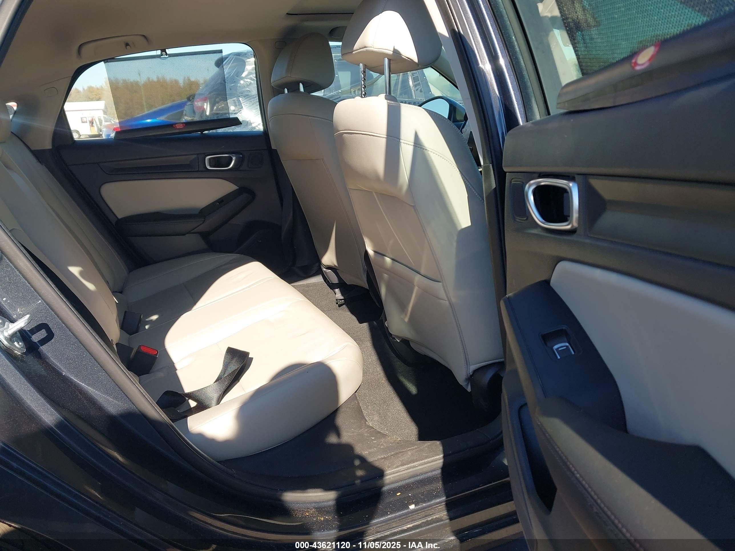HONDA CIVIC image 8