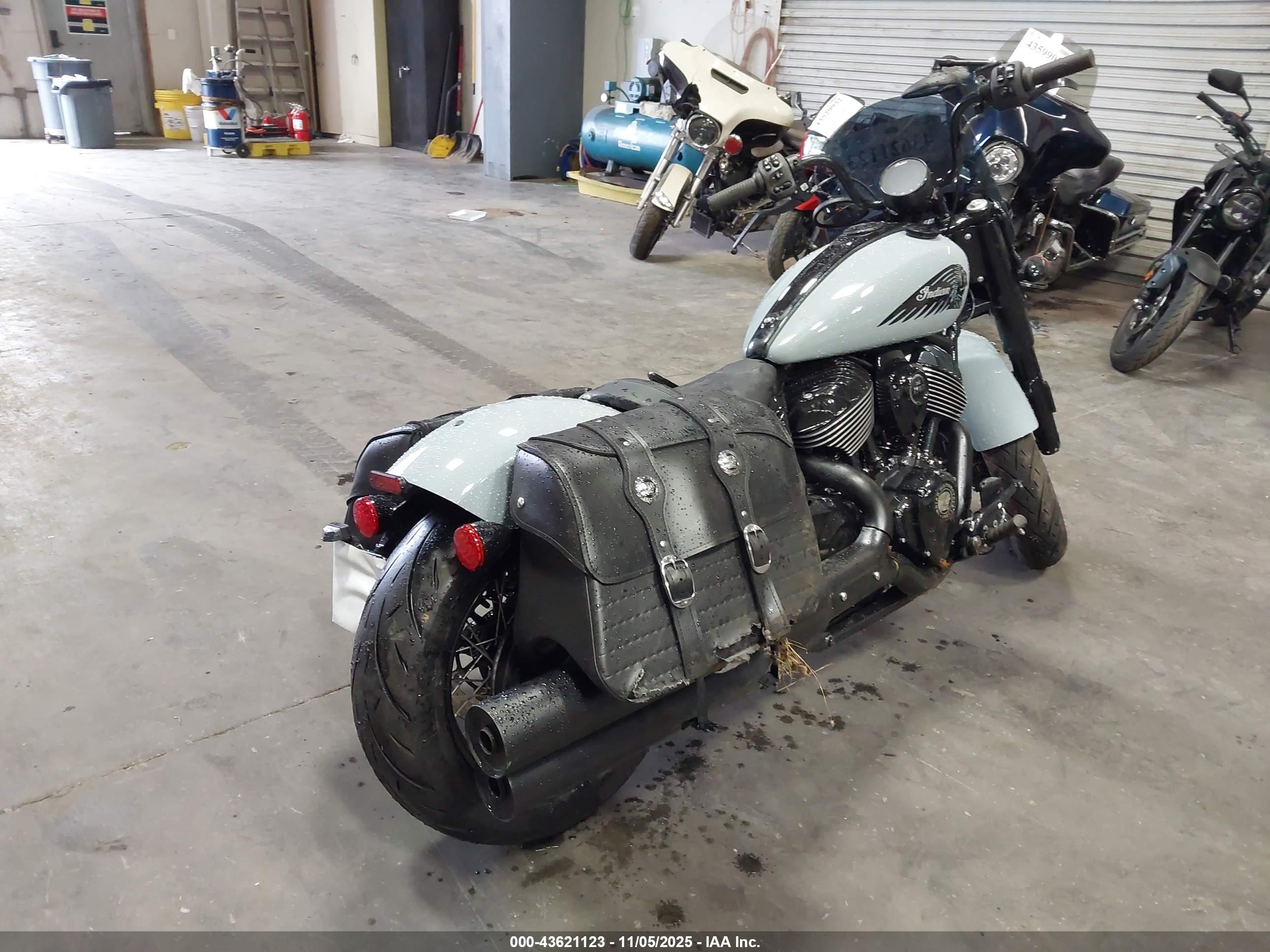 INDIAN MOTORCYCLE image 4