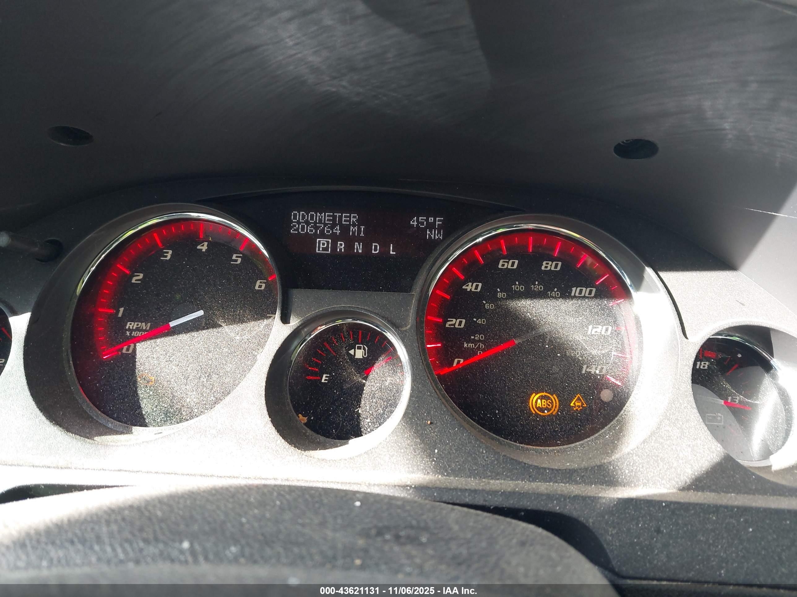 GMC ACADIA image 7