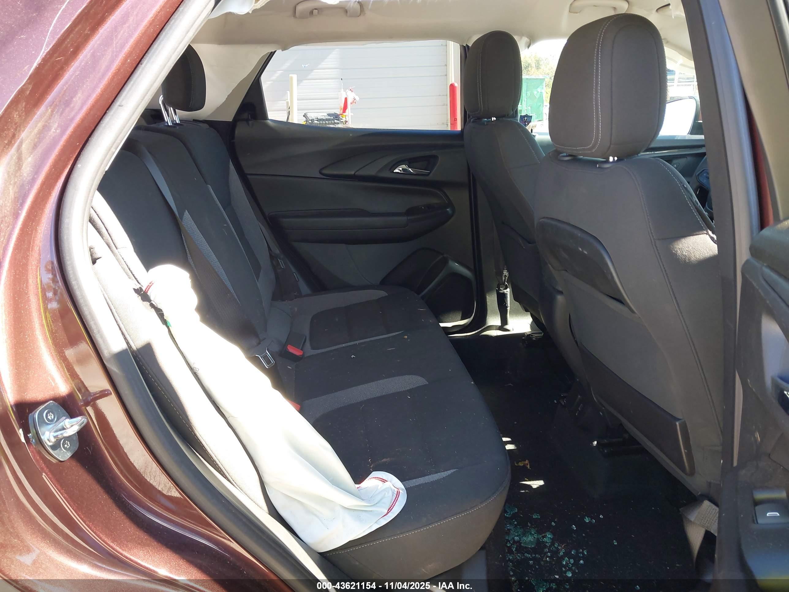 CHEVROLET TRAILBLAZER image 8