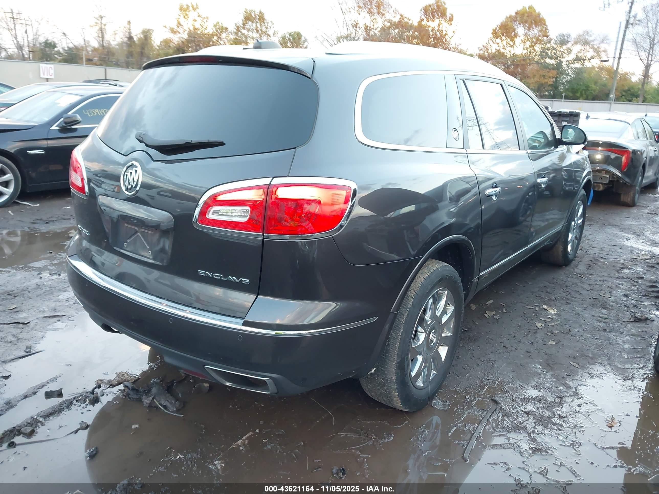 BUICK ENCLAVE image 4