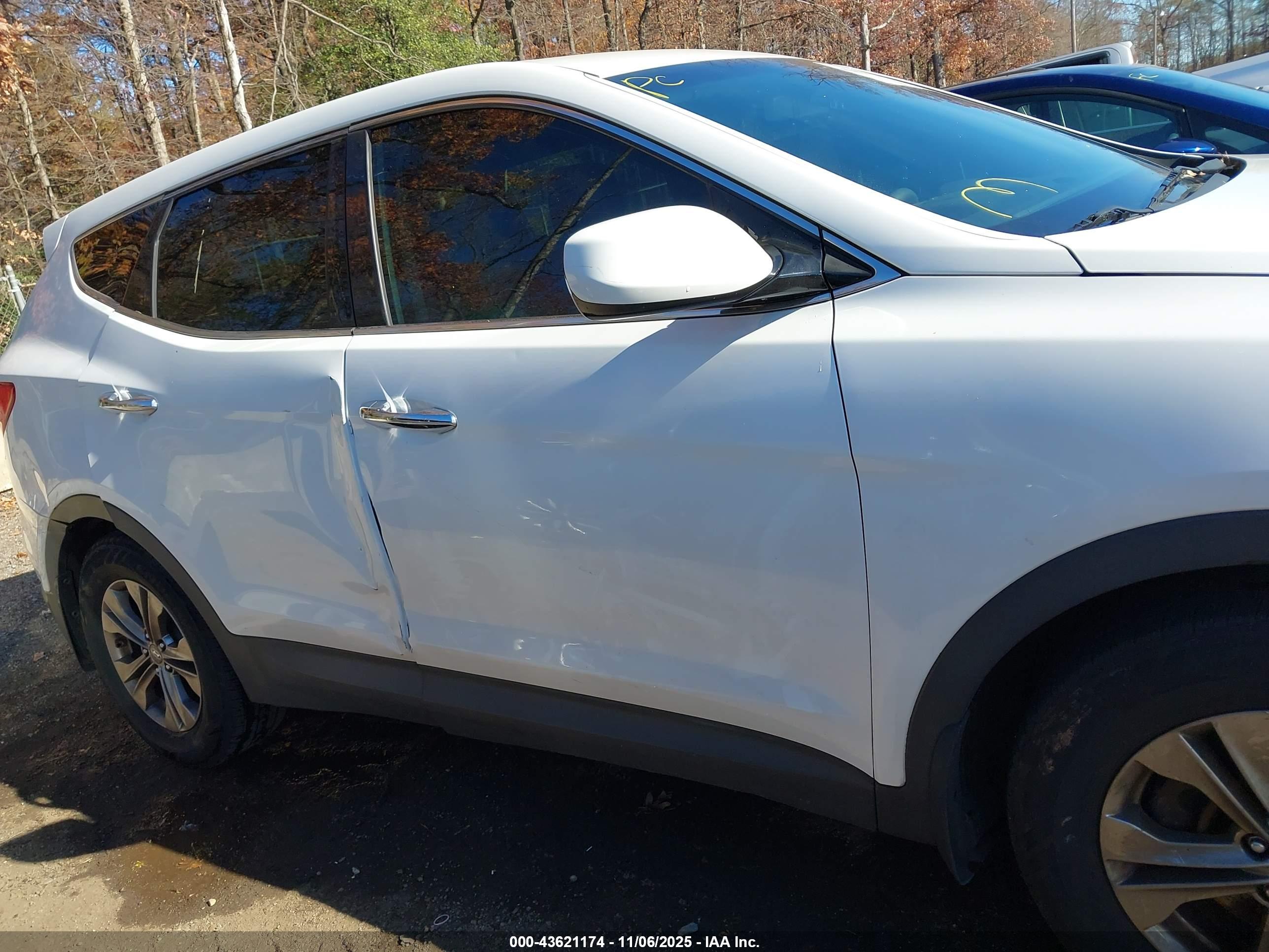 HYUNDAI SANTA image 6