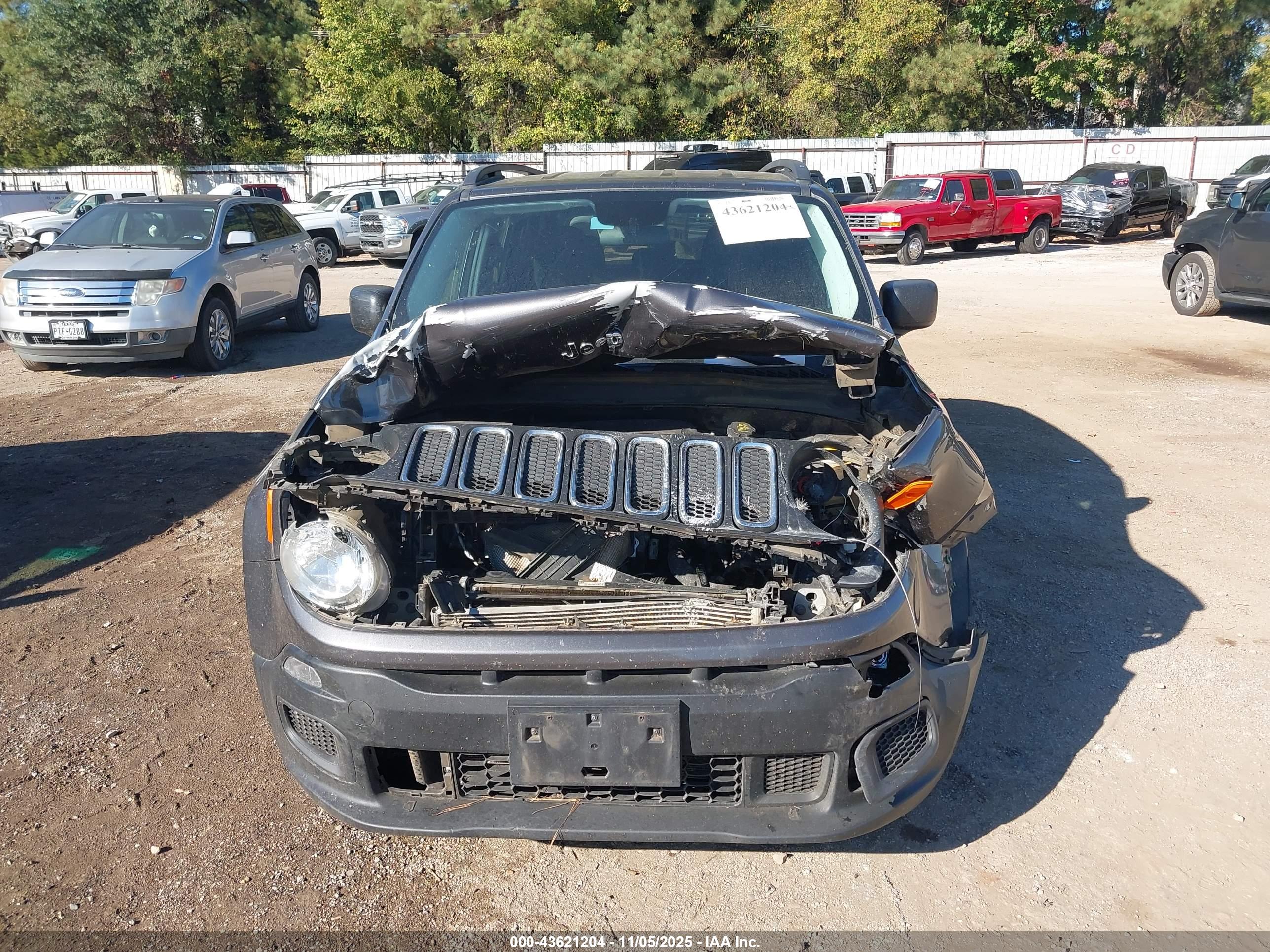 JEEP RENEGADE image 6