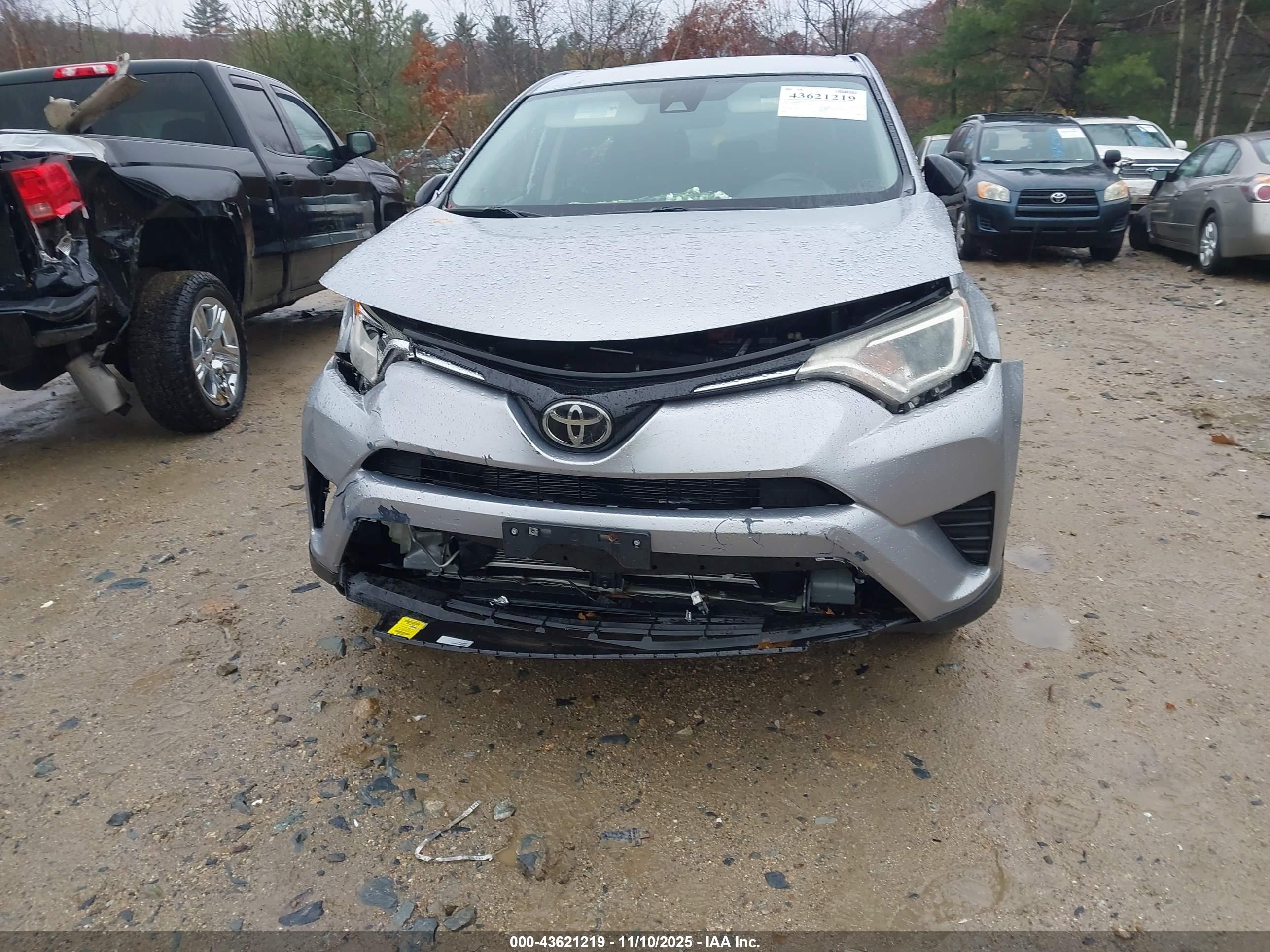 TOYOTA RAV4 image 6
