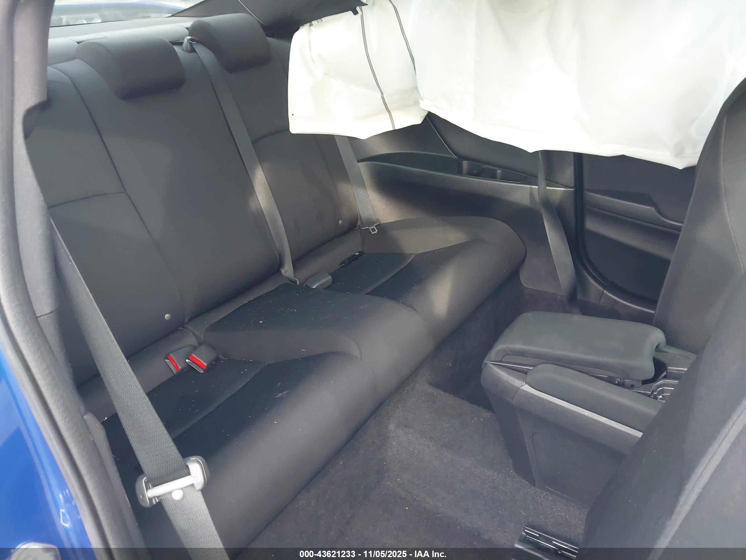 HONDA CIVIC image 8