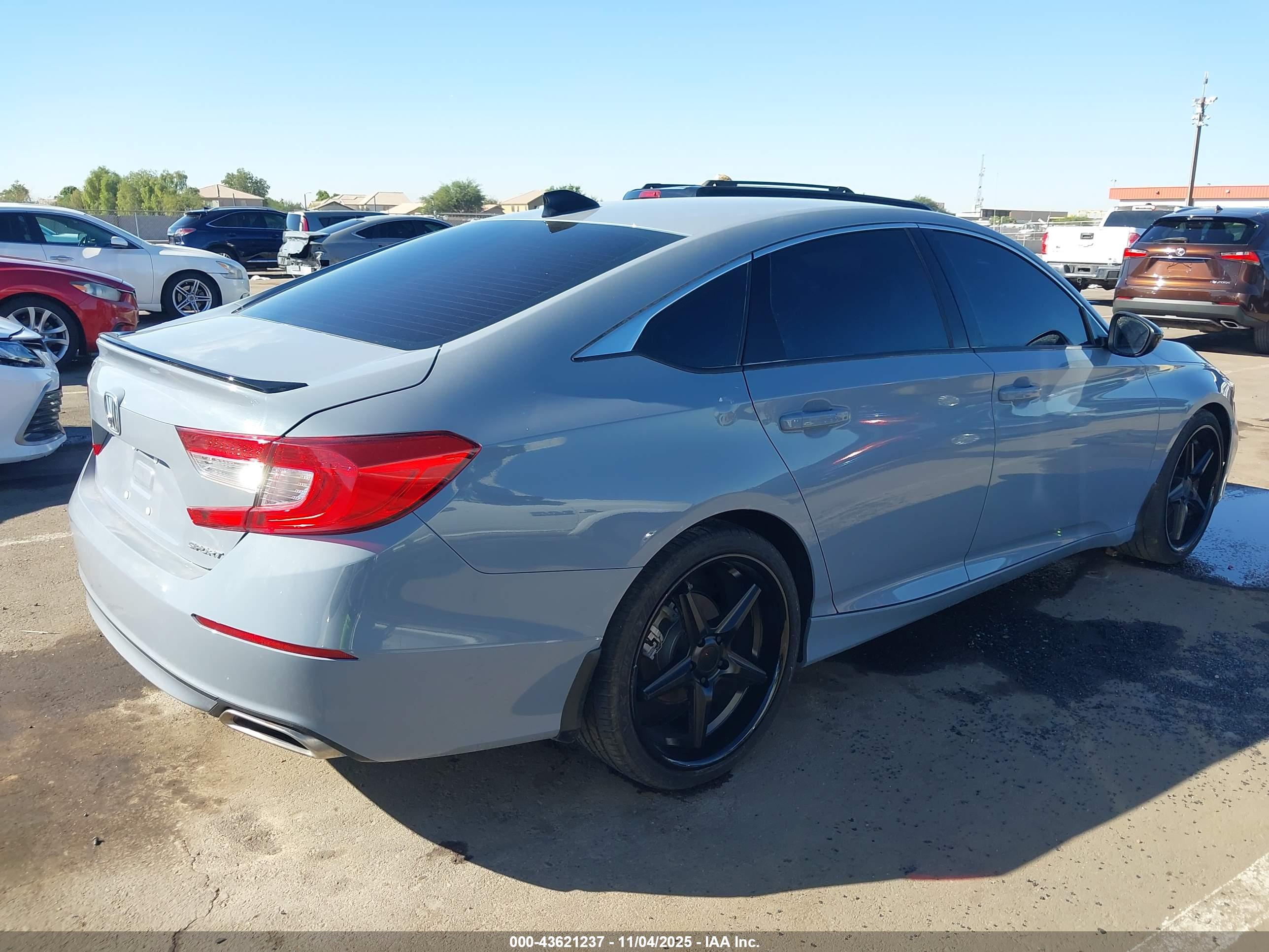 HONDA ACCORD image 4