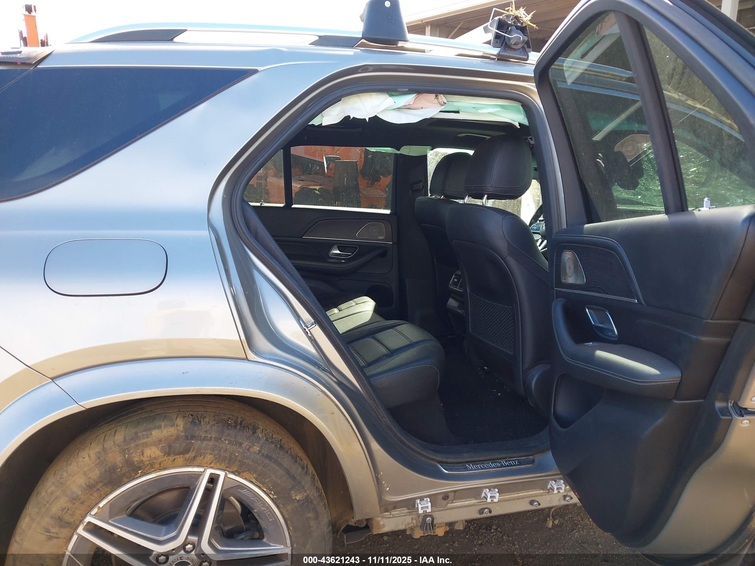 MERCEDES-BENZ GLE image 8