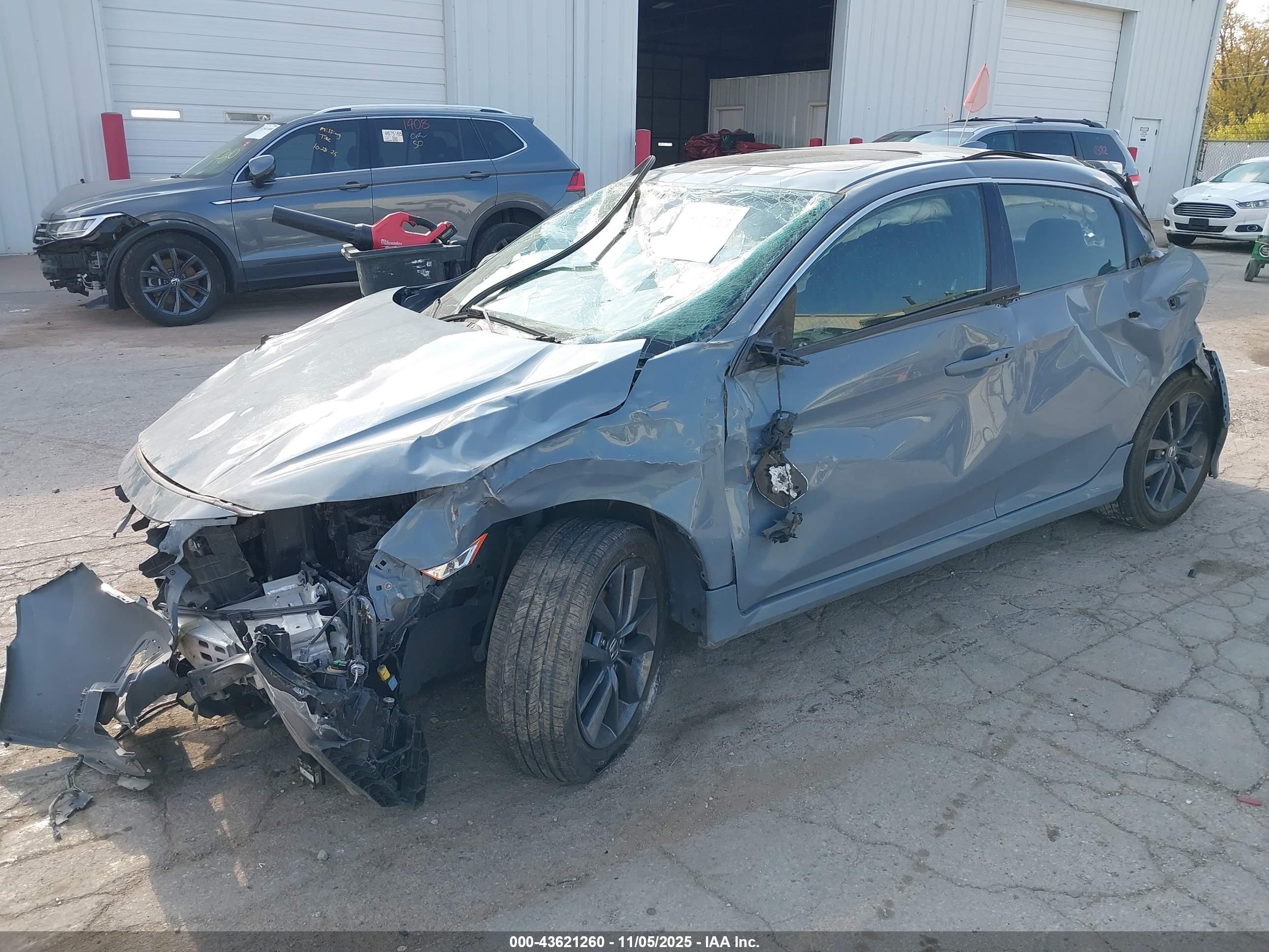 HONDA CIVIC image 2