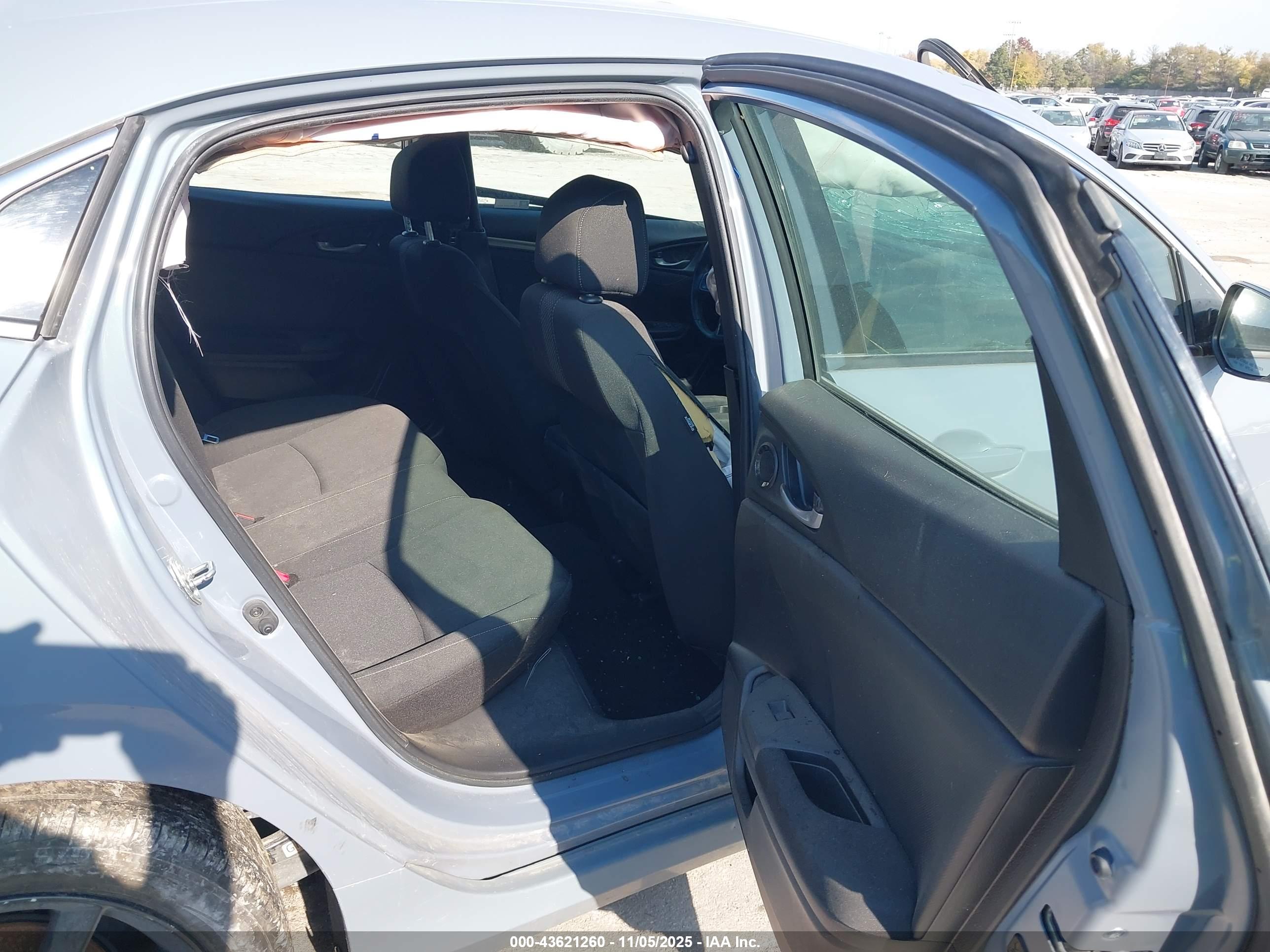 HONDA CIVIC image 8