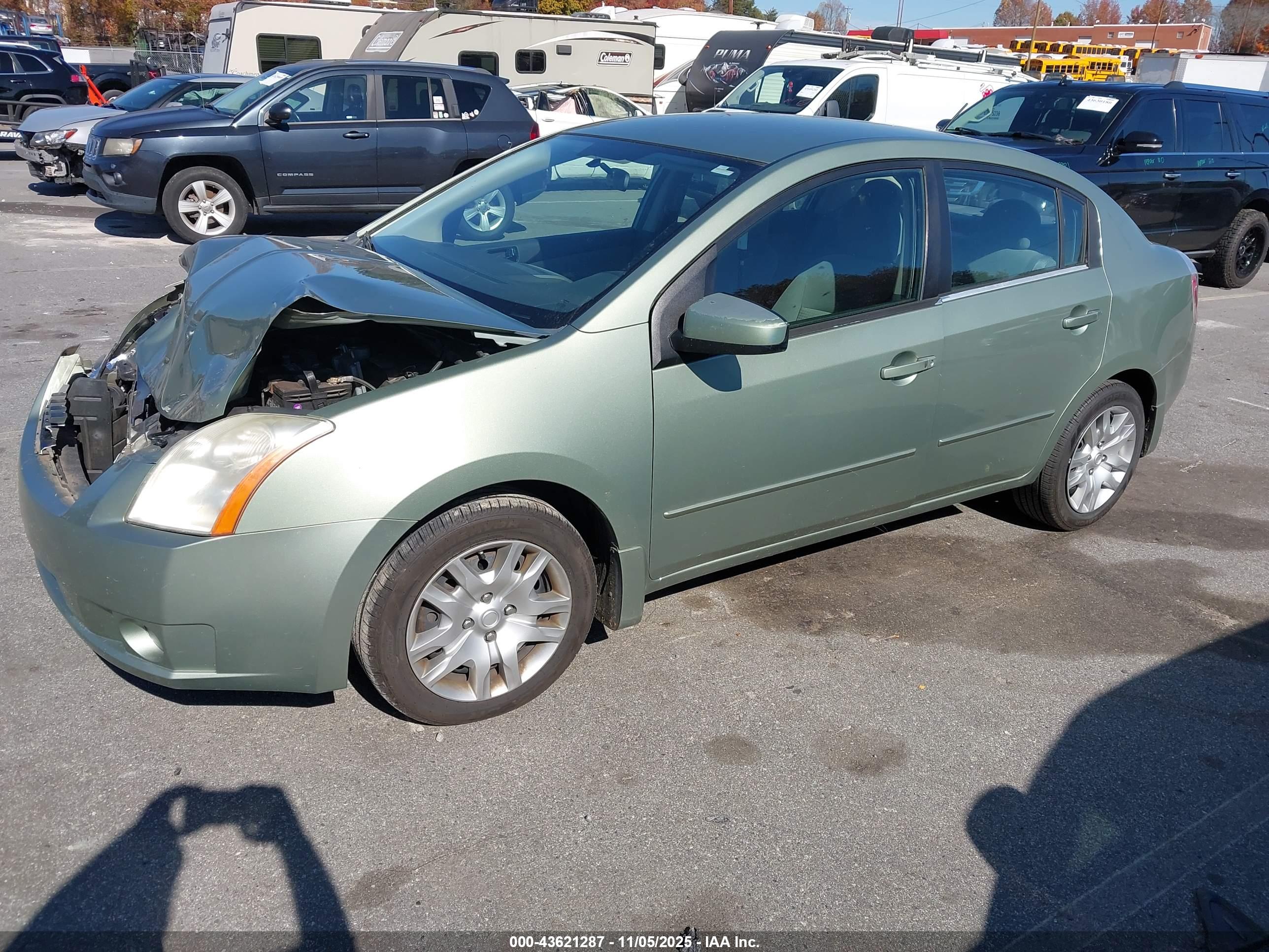 NISSAN SENTRA image 2