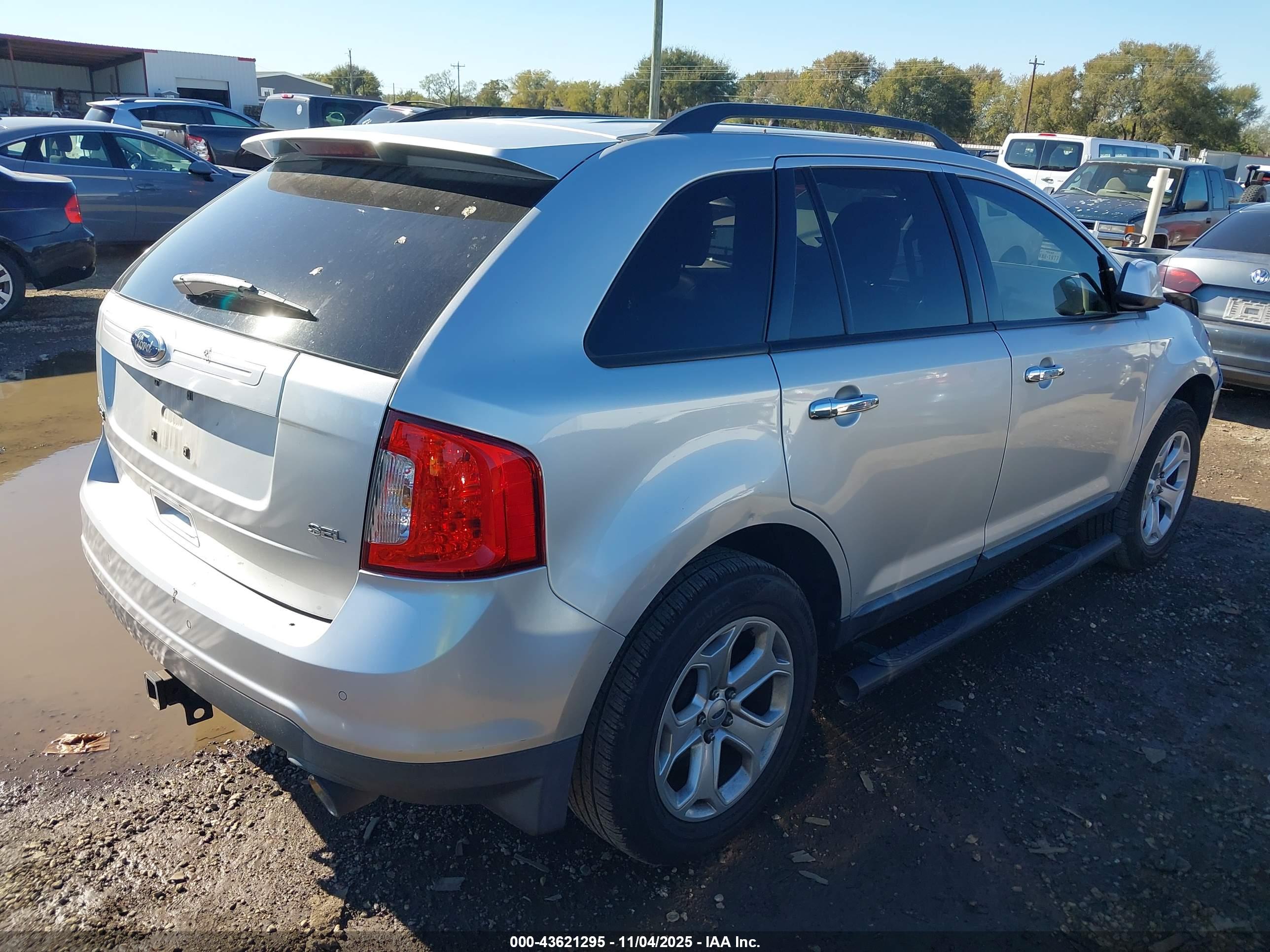 FORD EDGE image 4